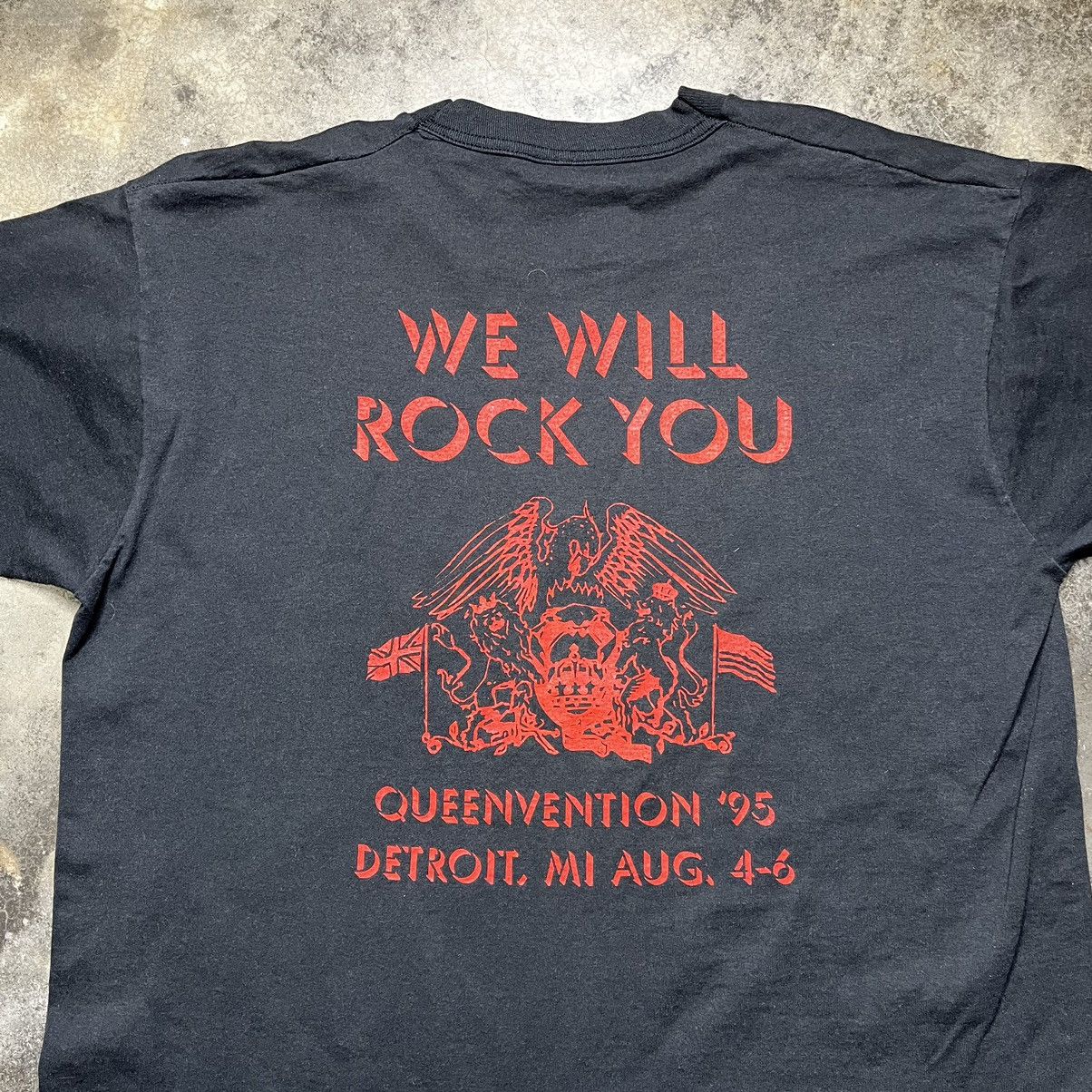 Vintage vintage 1995 queen tour convention tshirt Size US XL / EU 56 / 4 - 7 Thumbnail