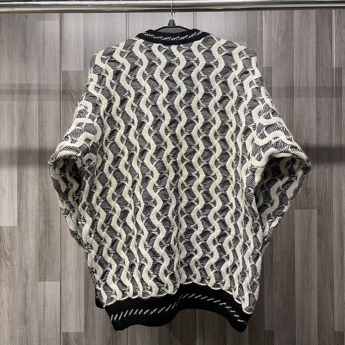 Coogi Vintage Coogi Australia Wavy Pattern 3D Knit Wool Sweater Size US L / EU 52-54 / 3 - 12 Thumbnail