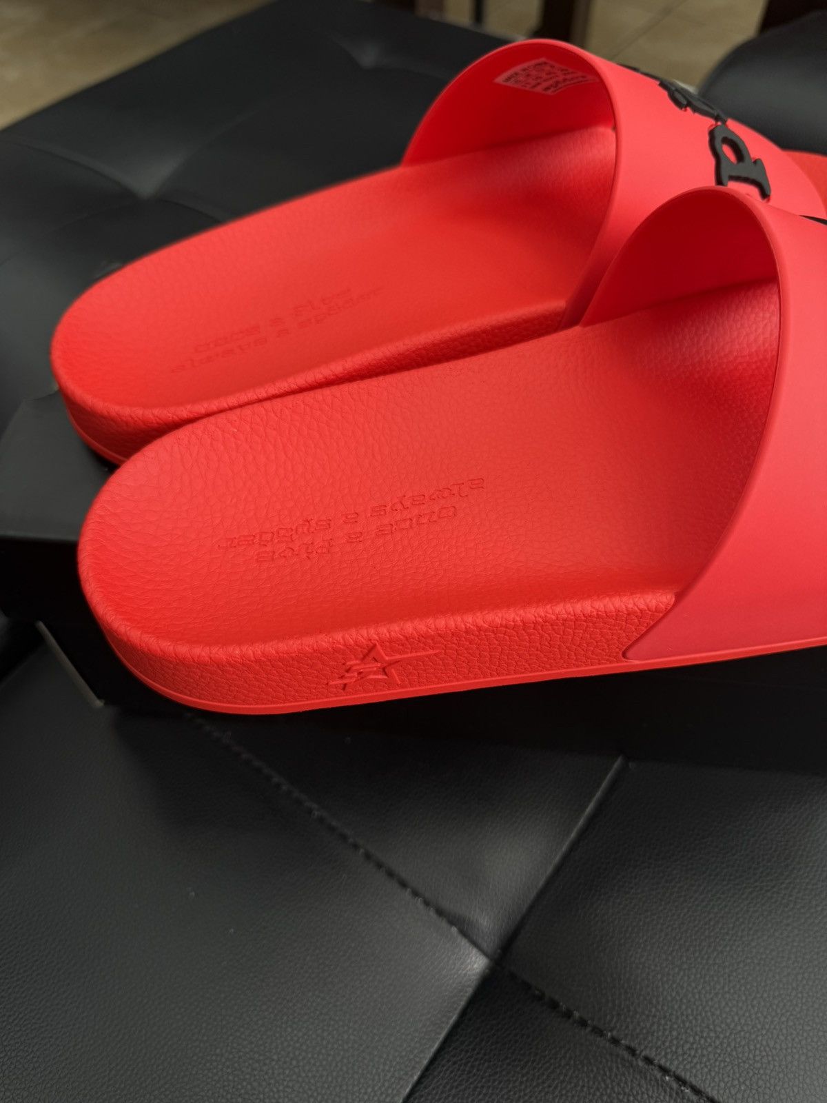 Sp5der Sp5der Red Slip On Rubber Slides Size (11) NEW Size US 11 / EU 44 - 5 Thumbnail