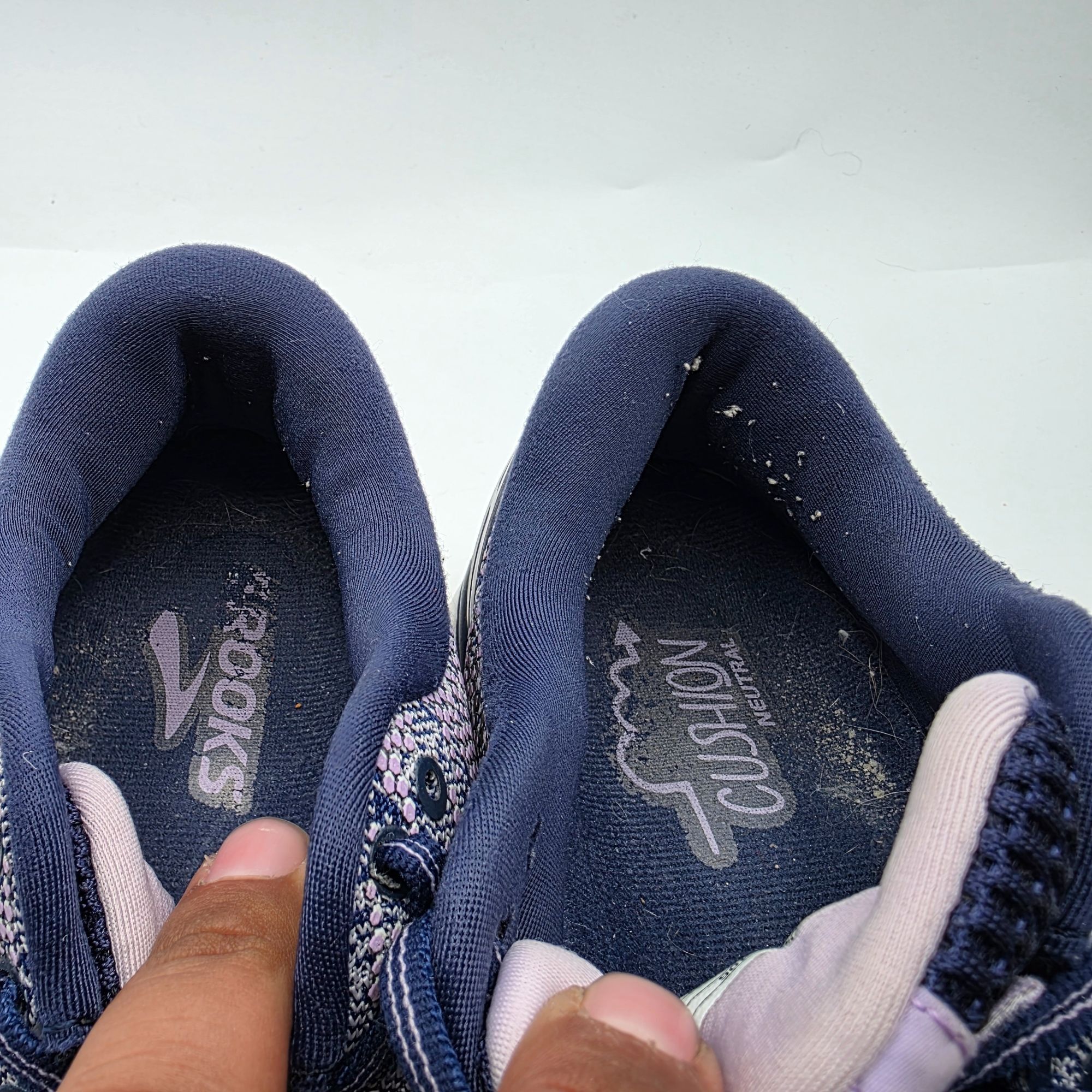 Brooks Brooks Ghost 11 Womens Size 9.5 Purple Athletic Shoes Runnin Size US 9.5 / IT 39.5 - 9 Thumbnail