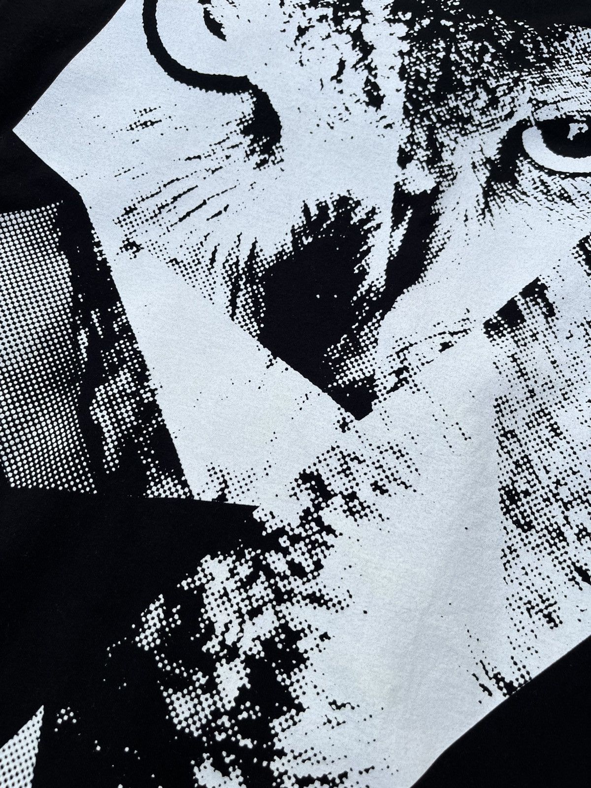 Drake × October's Very Own OVO Octobers Very Own owl 416 dreamcrew logo V tee t-shirt Size US M / EU 48-50 / 2 - 9 Thumbnail