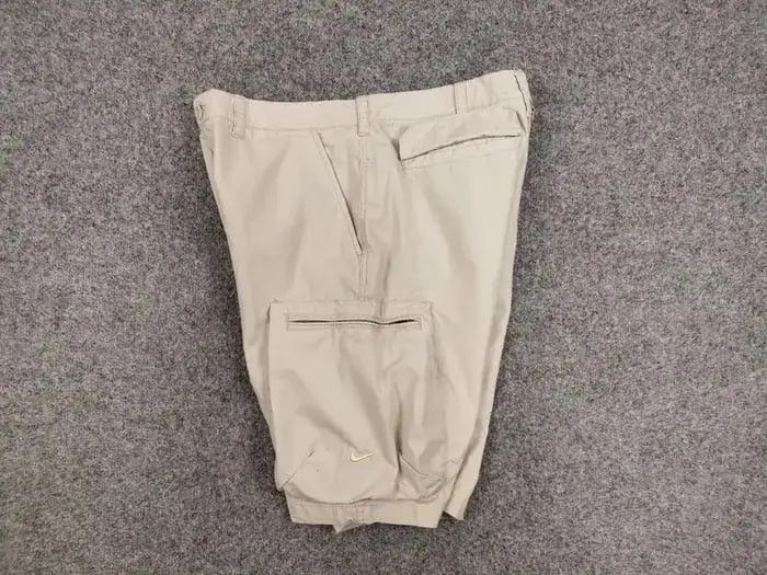 Nike Vintage Nike Cargo Casual Shorts Streetwear Travis Scott Size US 32 / EU 48 - 3 Thumbnail