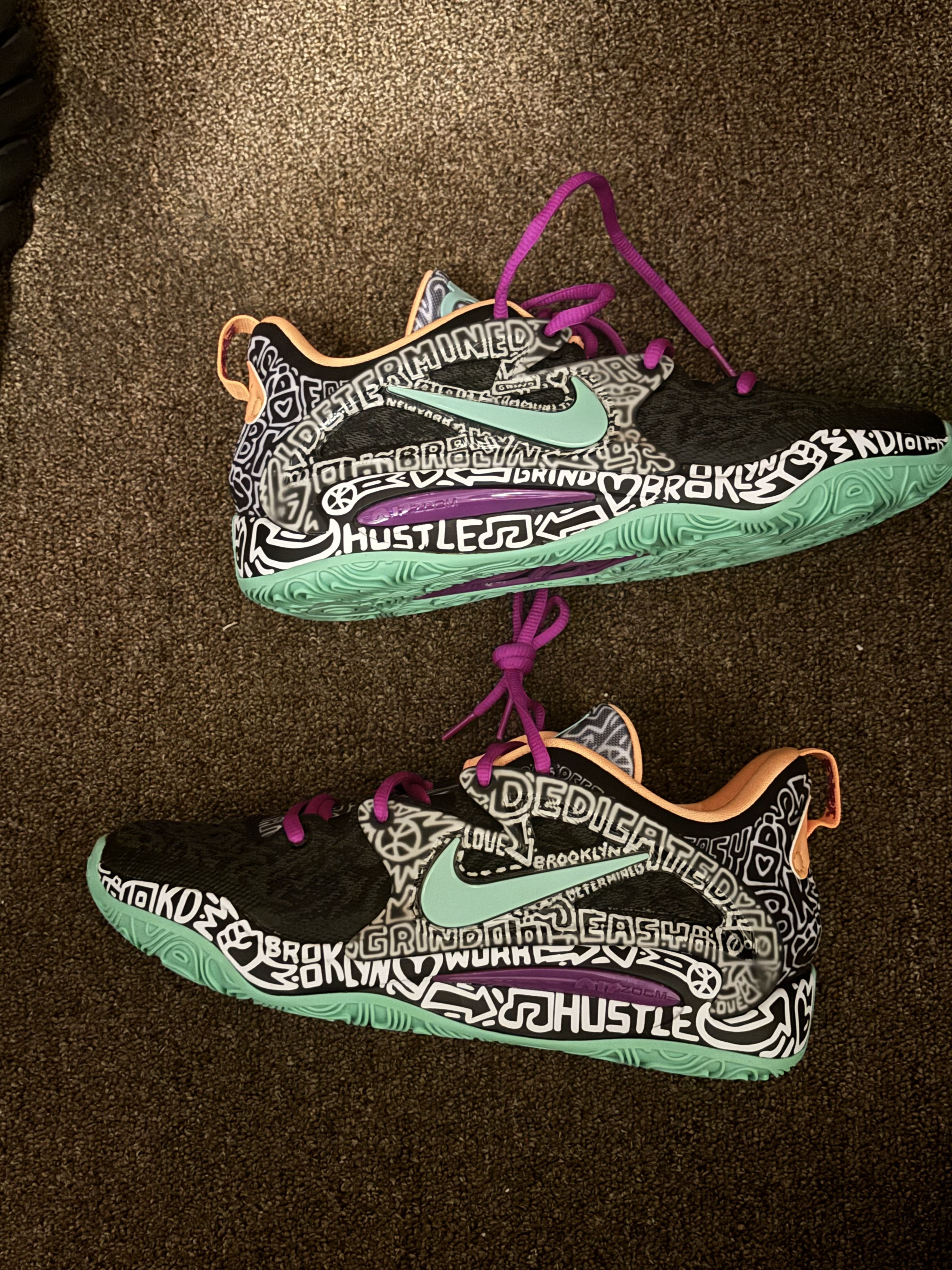 Nike KD 15 brooklyn graffiti Size US 10 / EU 43 - 1 Thumbnail