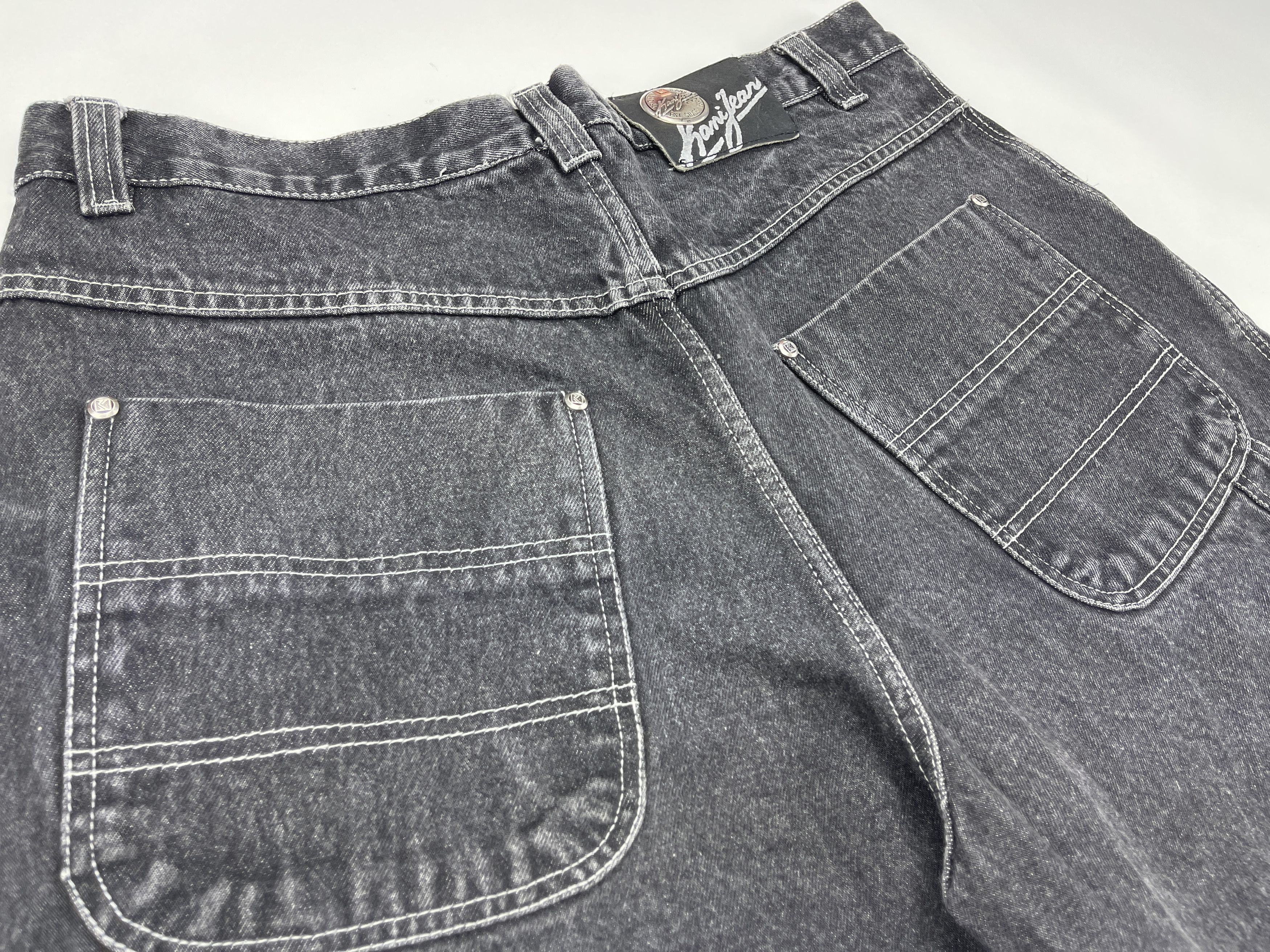 Karl Kani KARL KANI shorts, vintage hip hop baggy jeans, 90s size W 36 Size US 36 / EU 52 - 7 Thumbnail