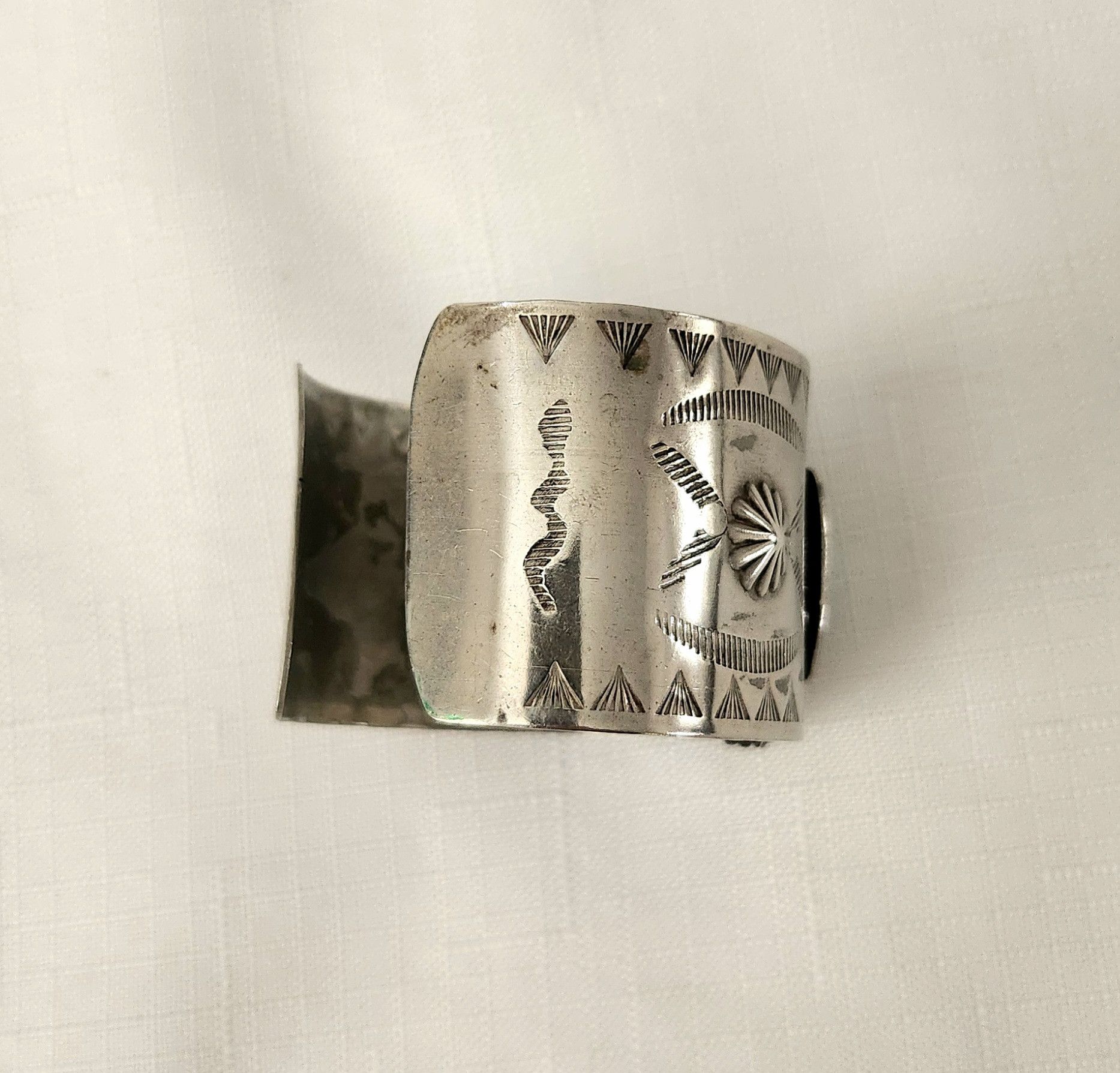 Other Native American Silver color Faux Turquoise Cuff Bracelet Size ONE SIZE - 2 Thumbnail