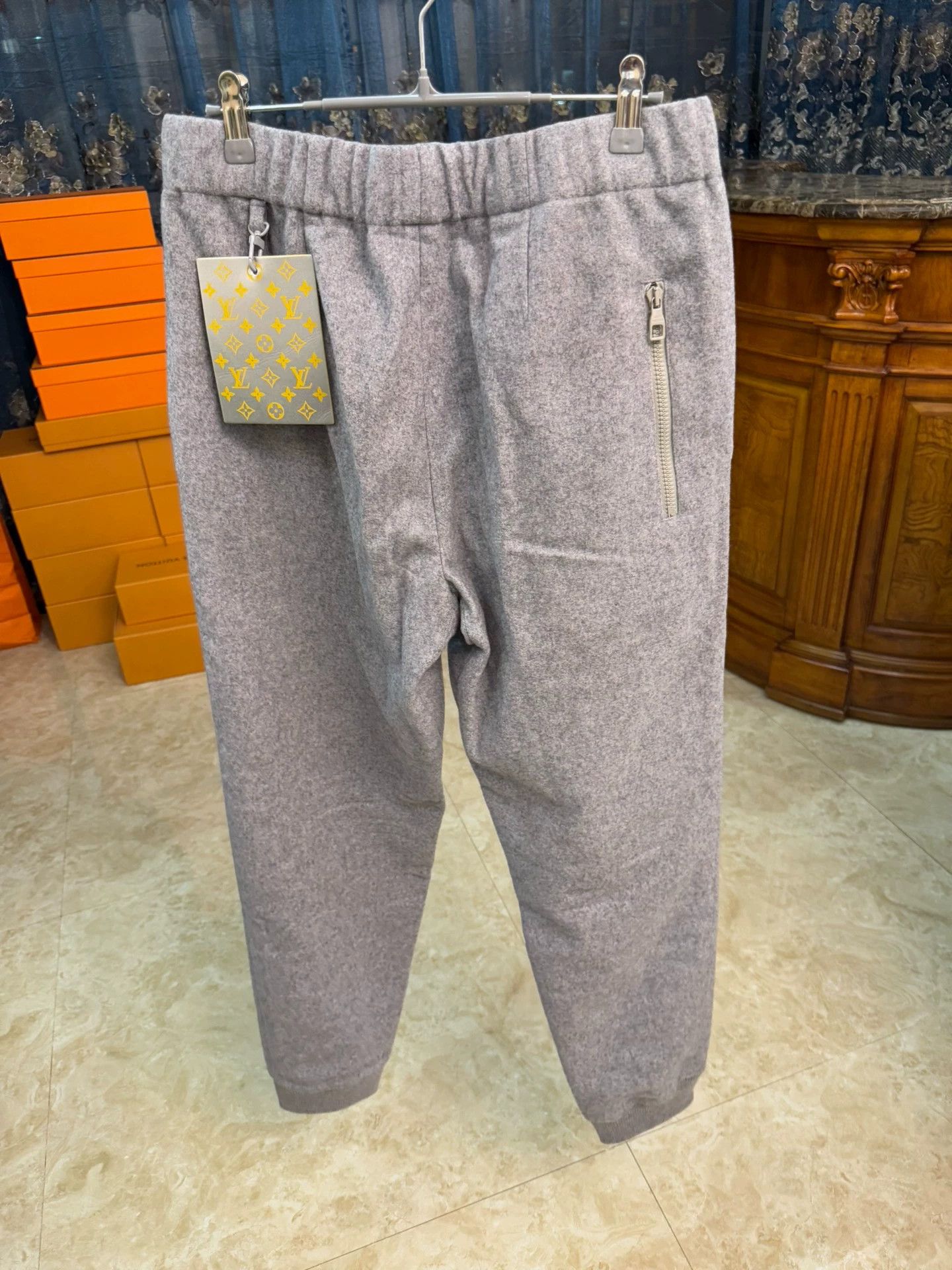 Louis Vuitton LV Men's Charcoal Gray Wool & Cashmere Thick Winter Pants 38 Size US 38 / EU 54 - 2 Thumbnail