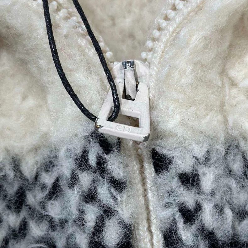 Dior Dior Hooded Lambswool Jacket with Logo-2505 Size XS / US 0-2 / IT 36-38 - 4 Thumbnail