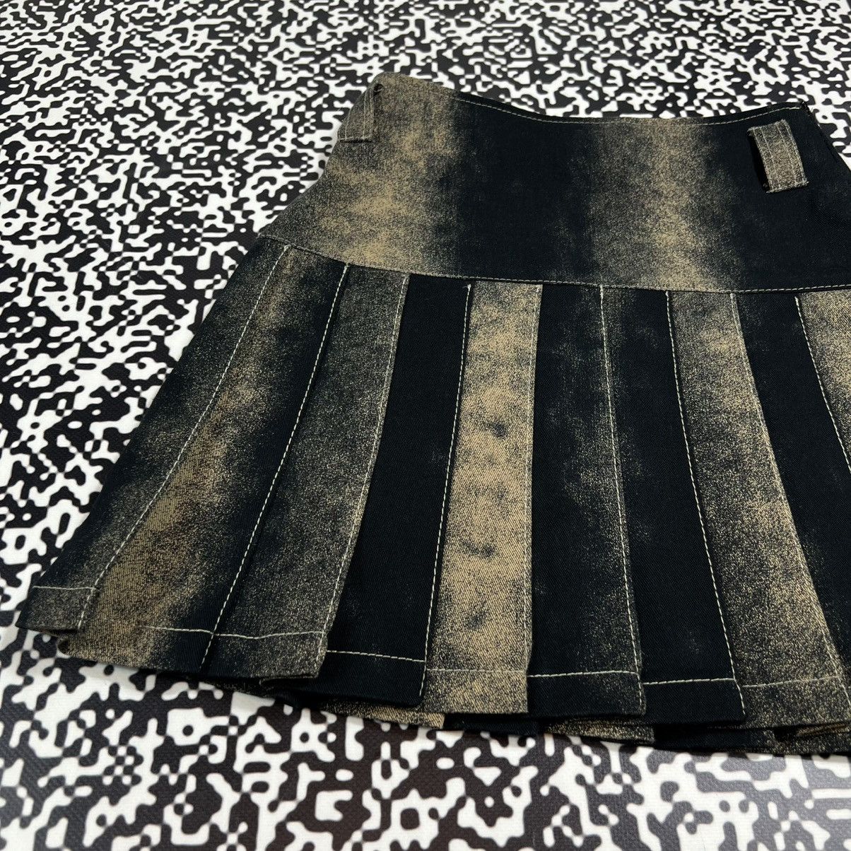 Japanese Brand Vintage Y2K Japanese Style Sexy Retro Wool Flared Mini Skirt Size 26" / US 2 / IT 38 - 10 Thumbnail