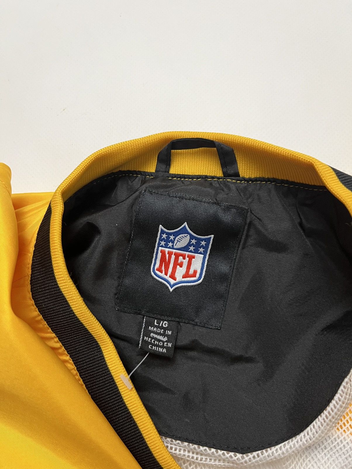 NFL Vintage NFL Steelers Nylon Jacket BRAND NEW Size US L / EU 52-54 / 3 - 3 Thumbnail