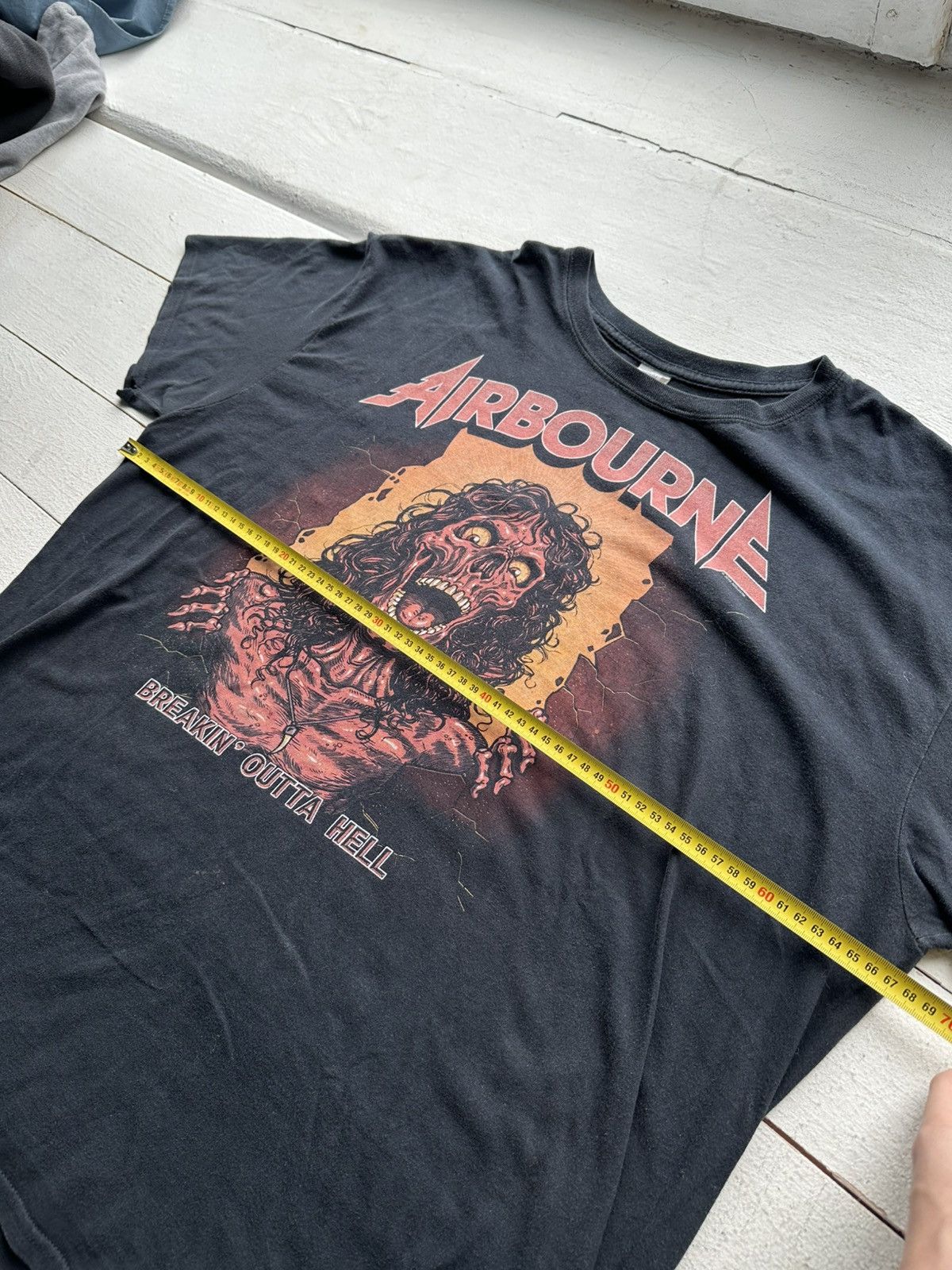 Band Tees RARE🚨 Airbourne 2016 tour t-shirt band tee faded big logo Size US XL / EU 56 / 4 - 8 Thumbnail