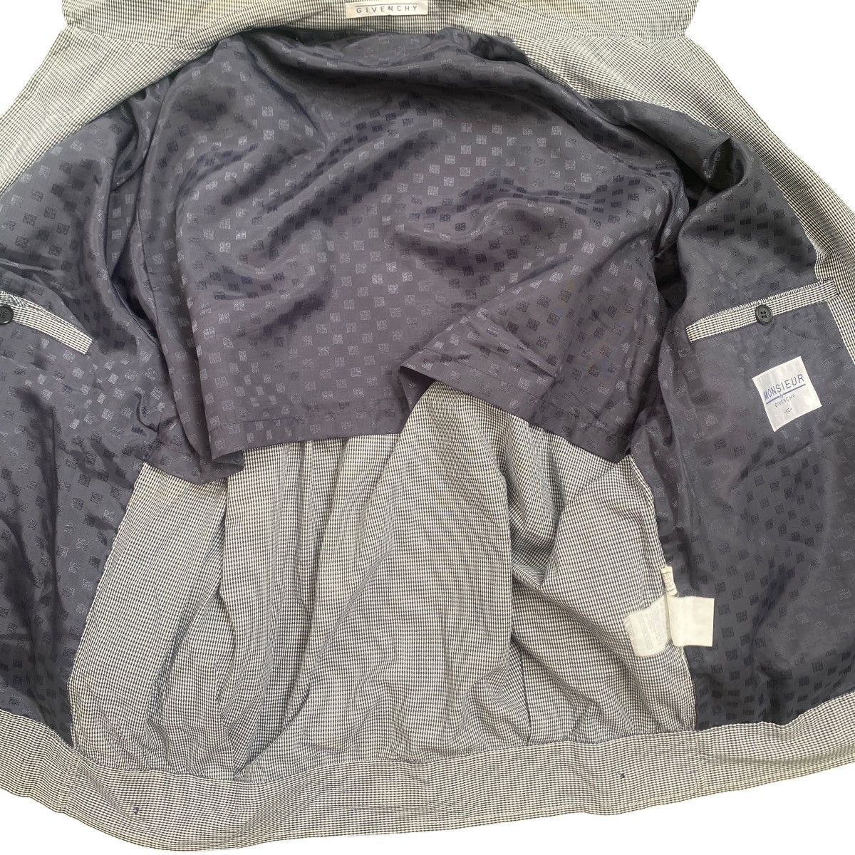 Givenchy Vintage Givenchy Casuals Plaid Jacket Size US M / EU 48-50 / 2 - 8 Thumbnail