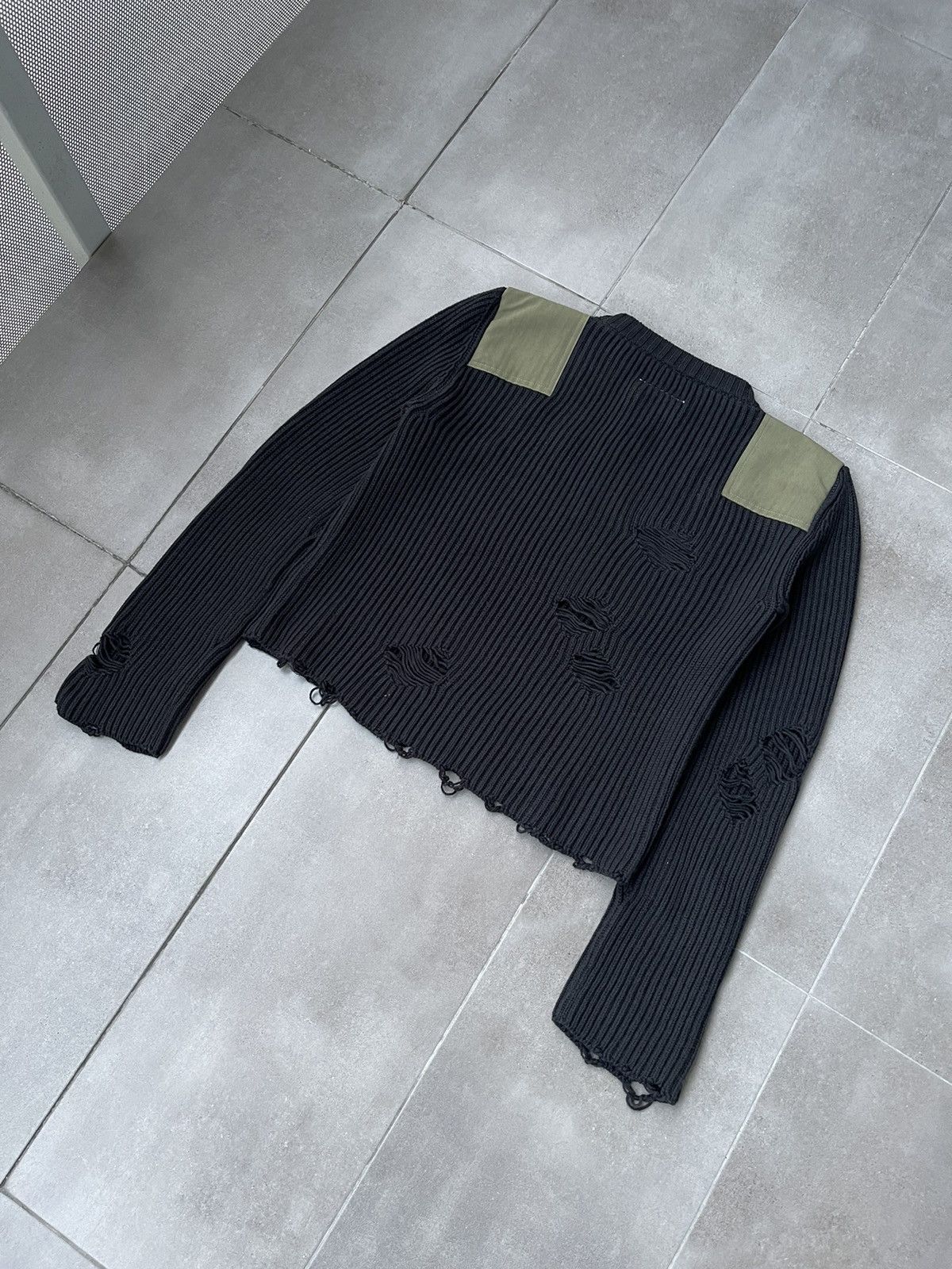 Maison Margiela !DS! SS23 Maison Margiela Distressed Black Knitted Sweater Size XXL / US 16-18 / IT 52-54 - 13 Thumbnail