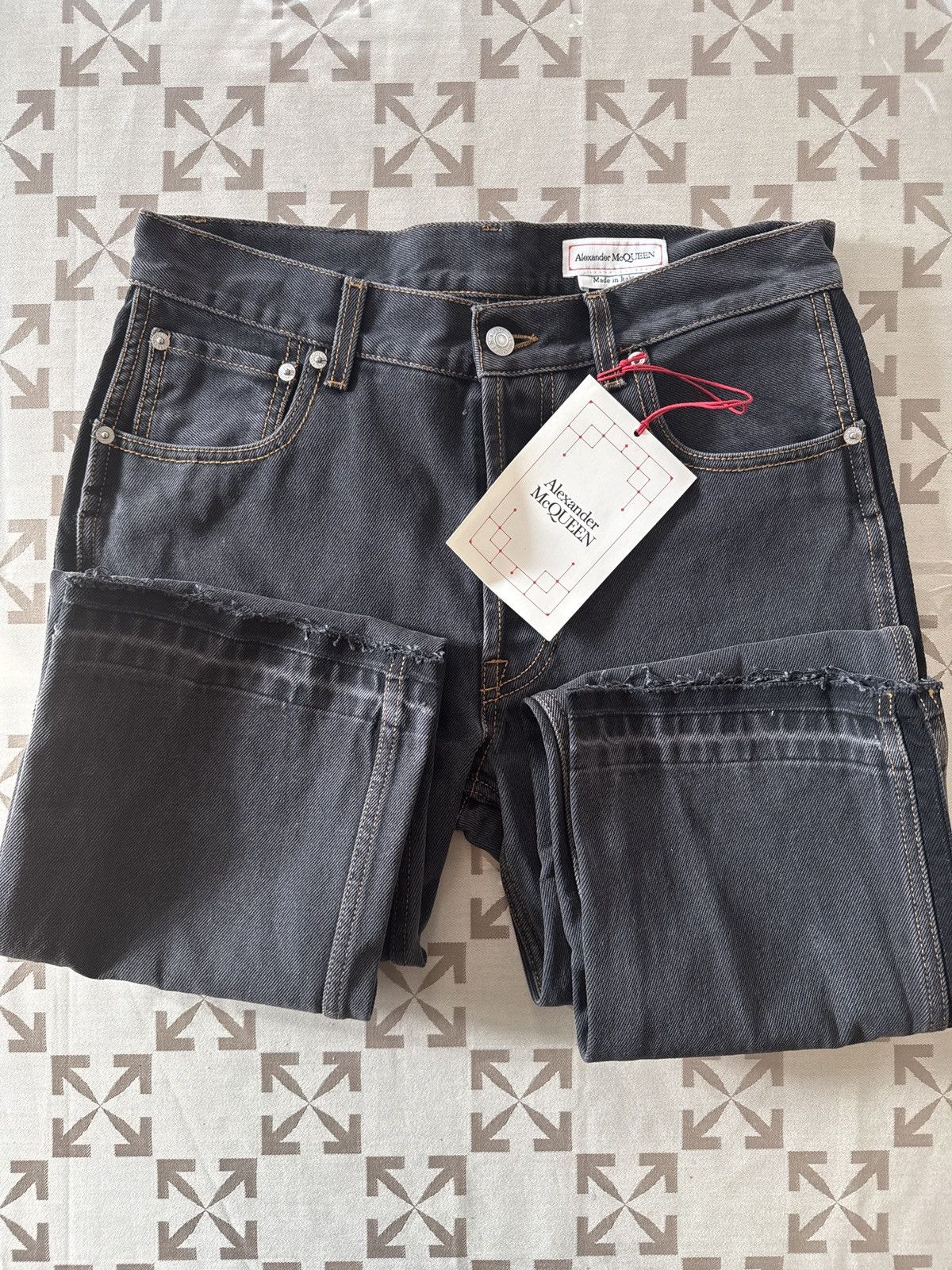 Alexander McQueen Grey raw denim jeans Size US 28 / EU 44 - 1 Thumbnail