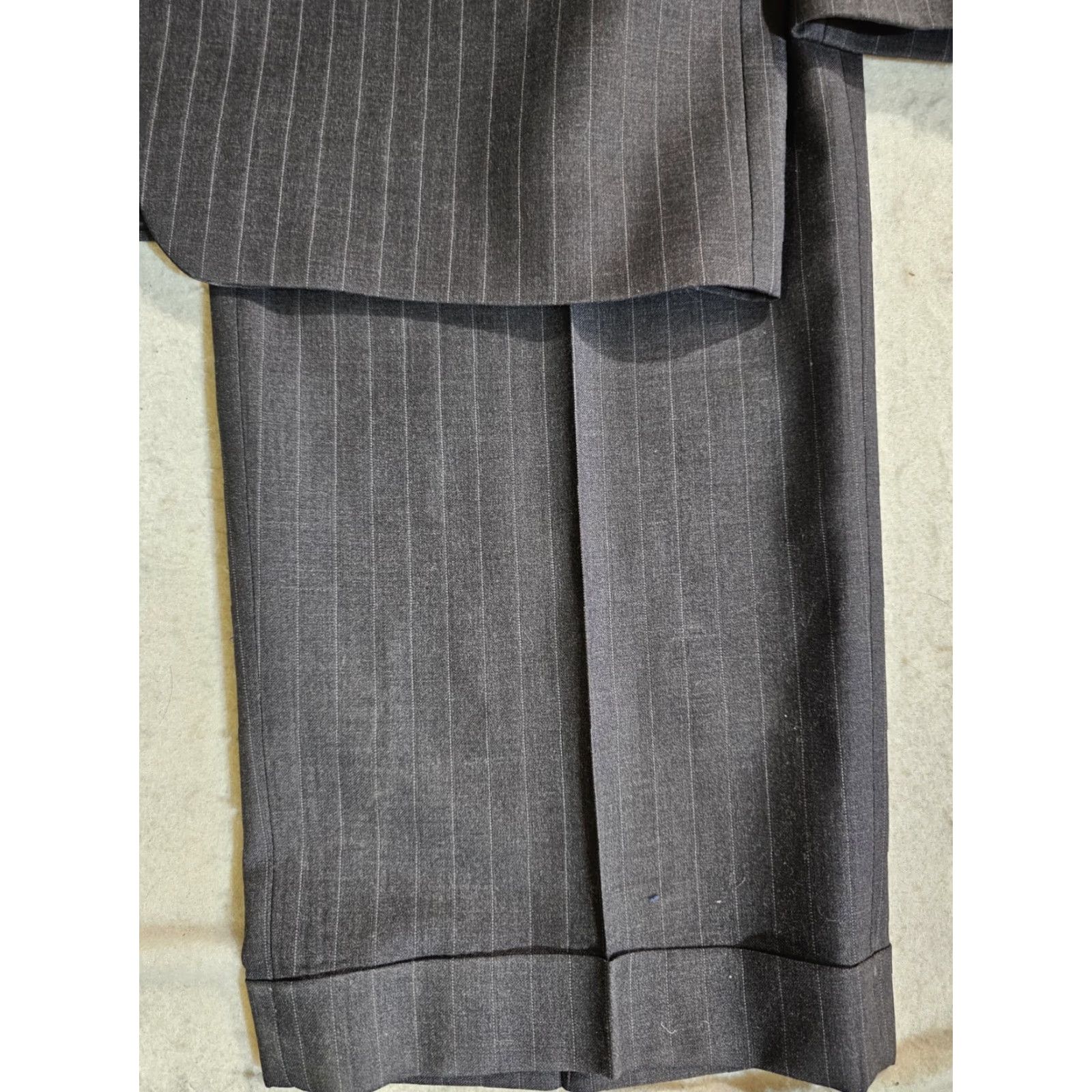 Ralph Lauren VINTAGE Lauren By RALPH LAUREN 100% Wool Grey Pin Striped 2pc Suit Mens 44 Long 38x32 Pants Size 44R - 7 Thumbnail
