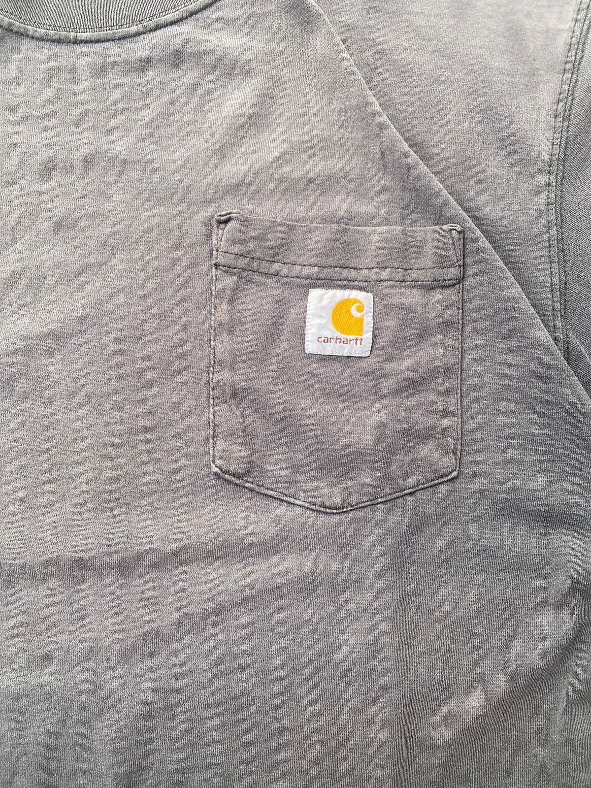 Carhartt Vintage Carhartt Pocket T-Shirt Black Faded Workwear Tee Size US L / EU 52-54 / 3 - 3 Thumbnail