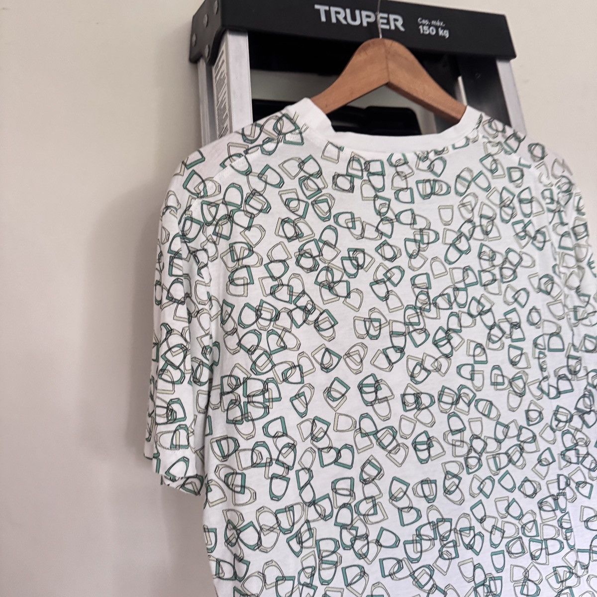 Hermes Hermes Chain Print T-Shirt Size US M / EU 48-50 / 2 - 10 Thumbnail