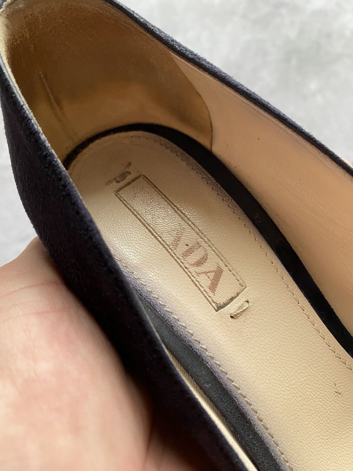 Prada Prada Milano Suede Pumps Heels Women’s Shoes Made in Italy Size US 10 / IT 40 - 5 Thumbnail