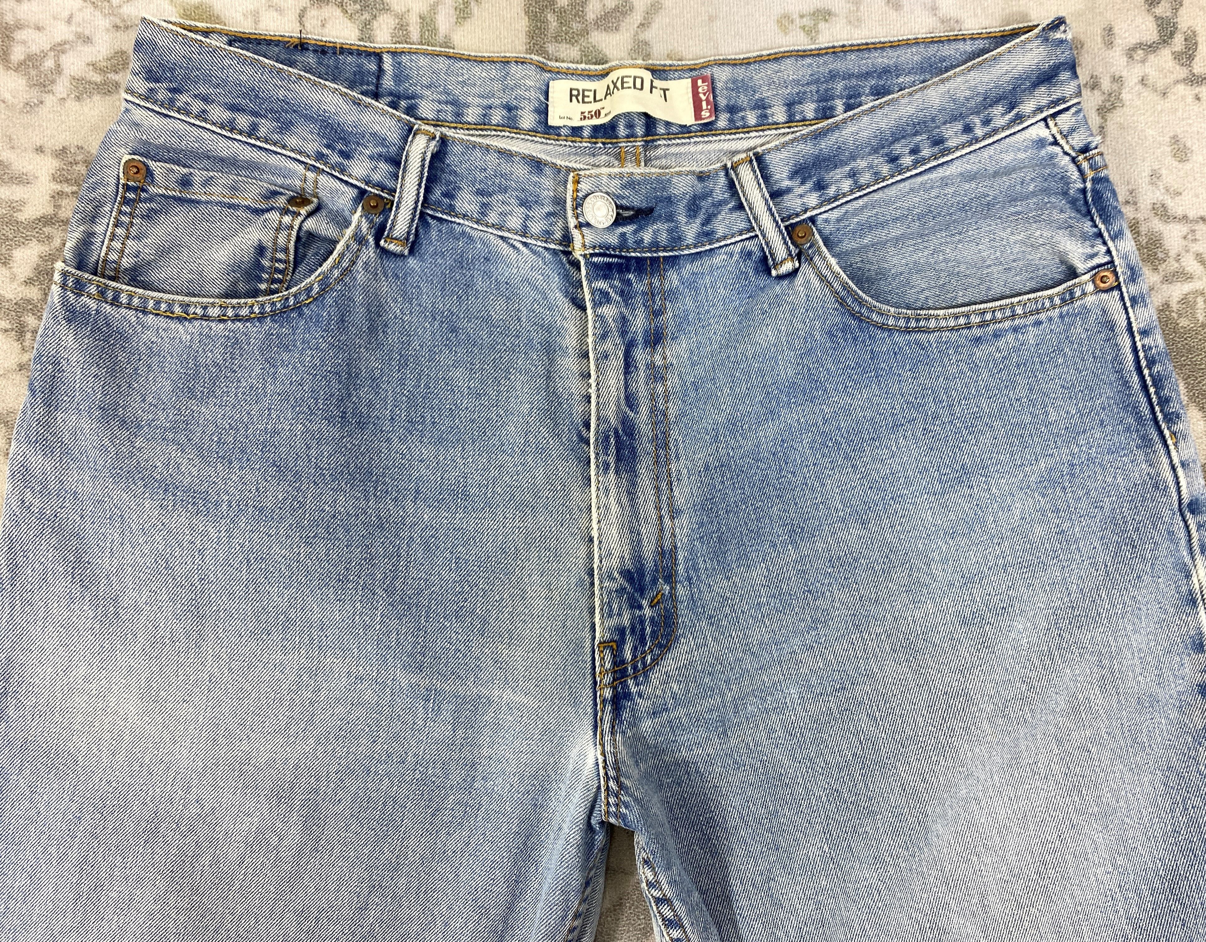 Levi's Light Wash Vintage Levi's 550 Relaxed Fit Denim 36x35 -JN652 Size US 36 / EU 52 - 3 Thumbnail