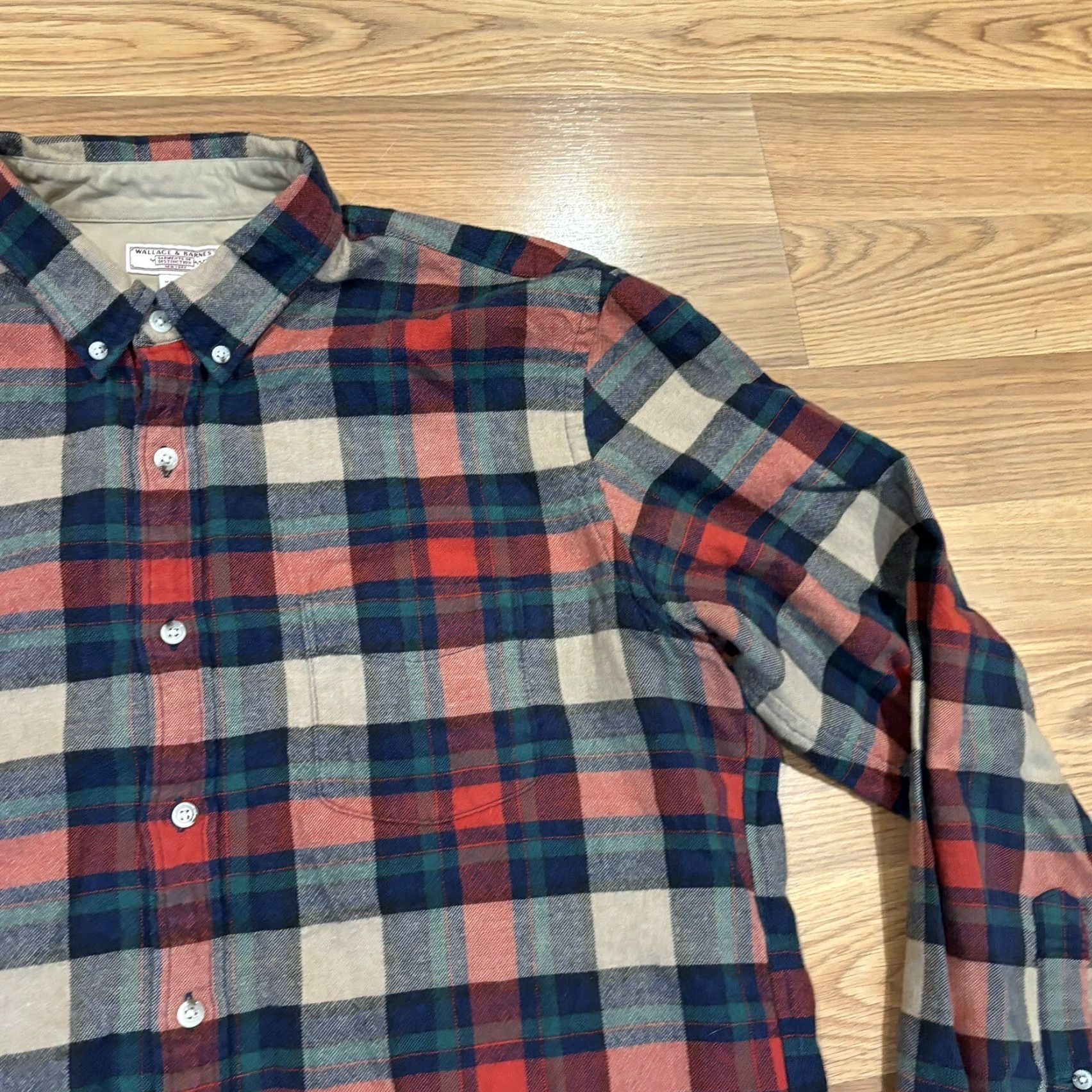 Wallace & Barnes VINTAGE Wallace & Barnes Shirt Button Up Wool Blend Flannel Red Blue Green Men’s Sz XL Size US XL / EU 56 / 4 - 4 Thumbnail