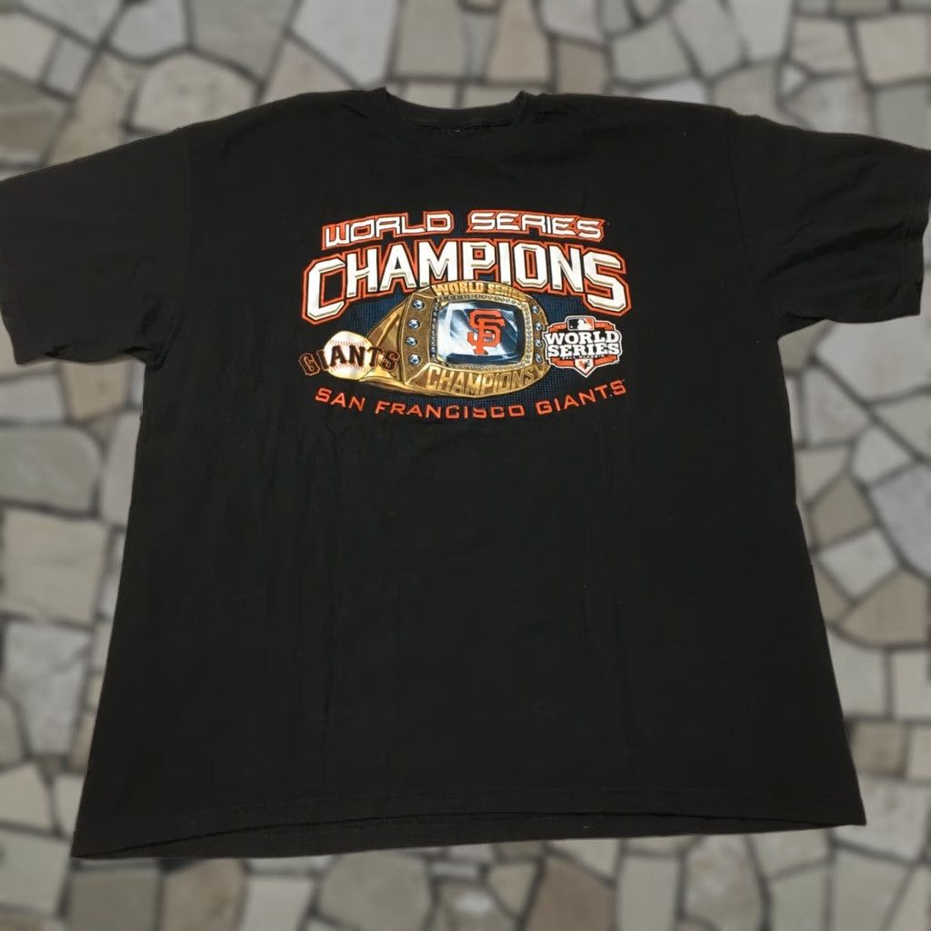 Gildan SF GIANTS T Shirt Mens XL Black World Series Champions MLB 2012 Vintage Gildan Shirt Mens XL Black Giants World Series 2012 Vintage T-Shirt Size US XL / EU 56 / 4 - 1 Thumbnail