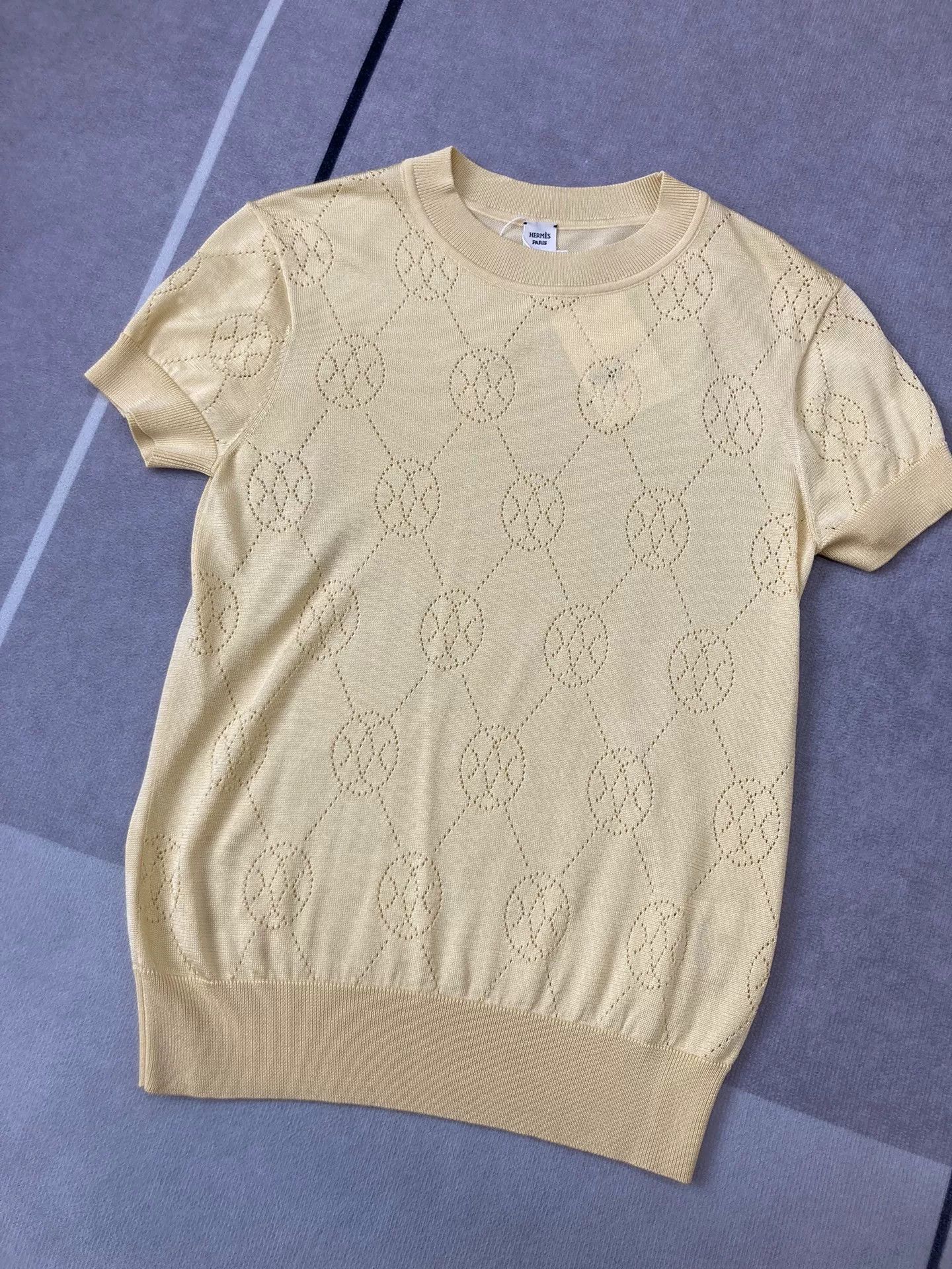 Hermes Hermes Yellow Knit Short-Sleeve Top Size XXS / US 00 / IT 34 - 1 Thumbnail
