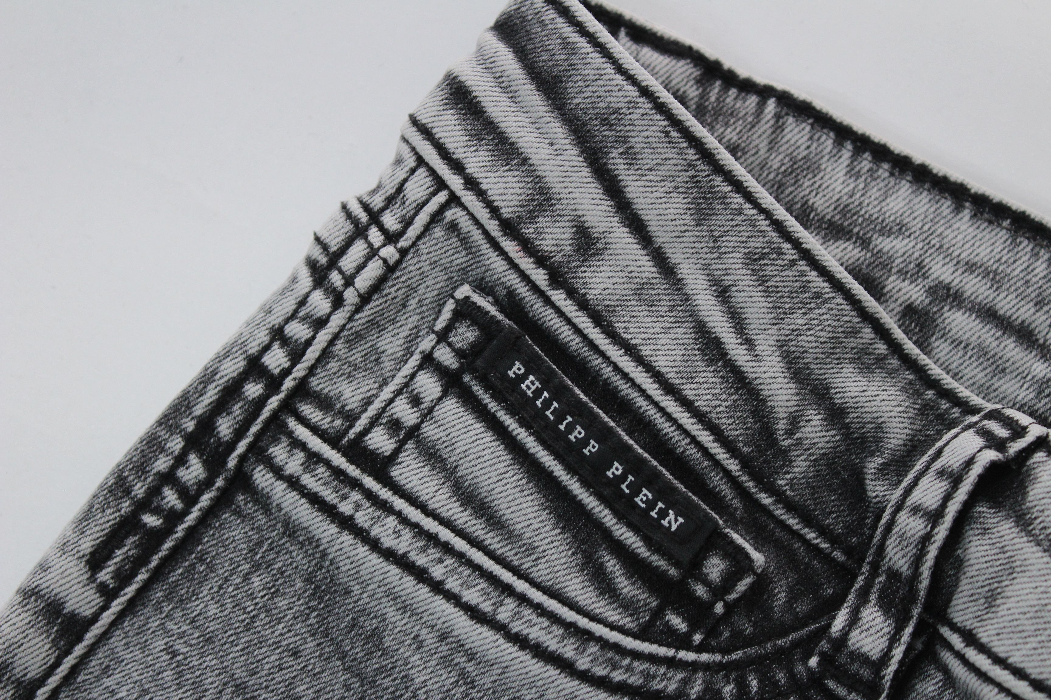 Philipp Plein Philipp Plein Jegging Jeans Size 25 Authentic Size 25" / US 0 / IT 36 - 7 Thumbnail