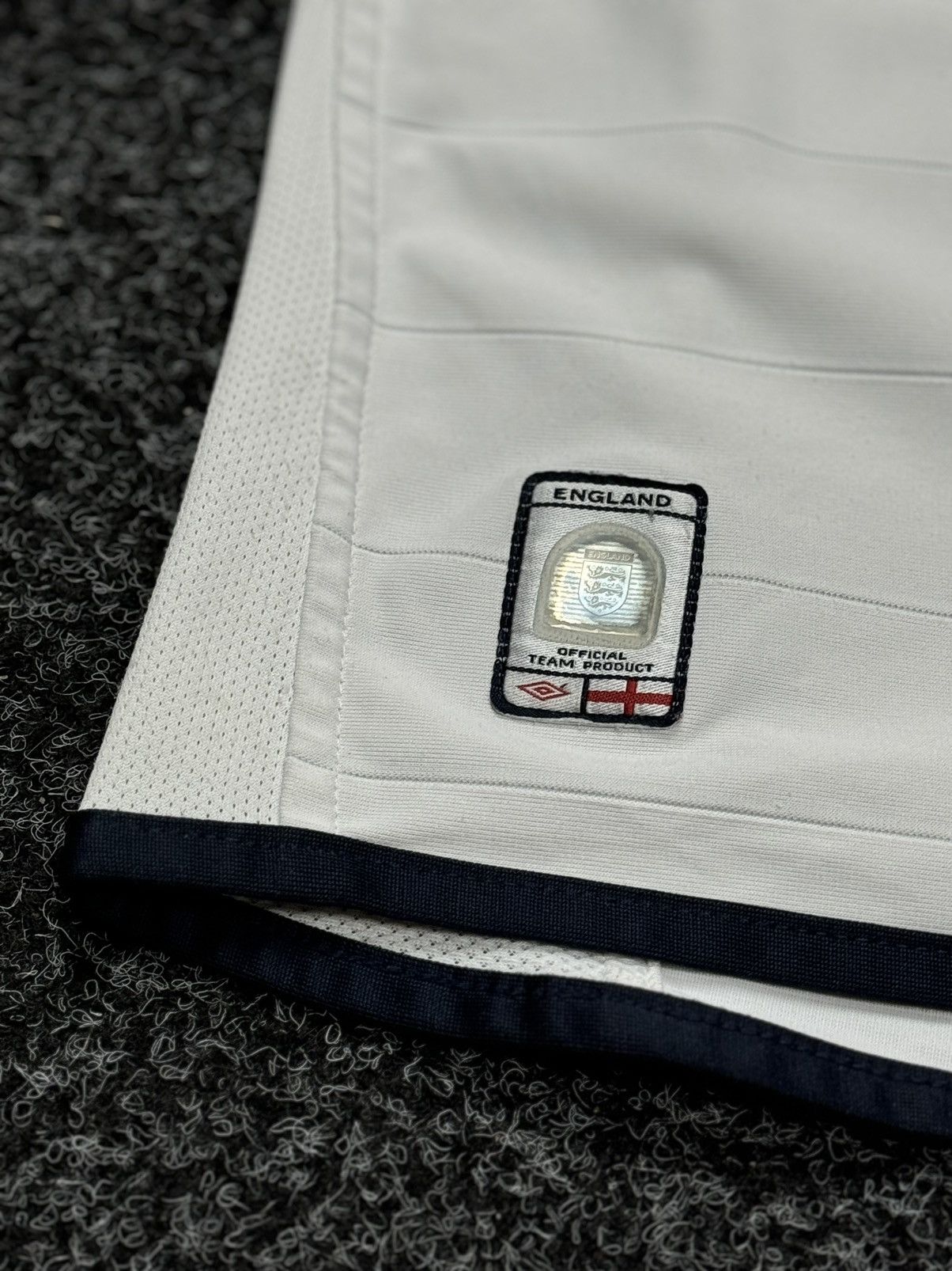 Umbro × Vintage UMBRO ENGLAND 🏴󠁧󠁢󠁥󠁮󠁧󠁿 Double-sided football T-shirt Kellow 69 Size US L / EU 52-54 / 3 - 19 Thumbnail