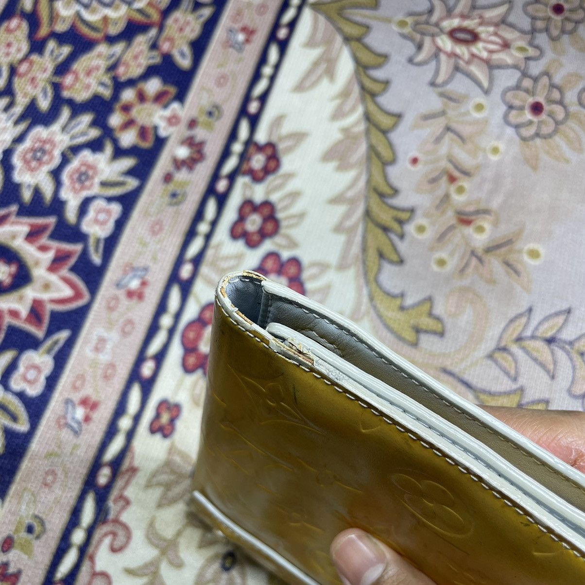 Louis Vuitton Louis Vuitton Vernis Wallet Size ONE SIZE - 22 Thumbnail