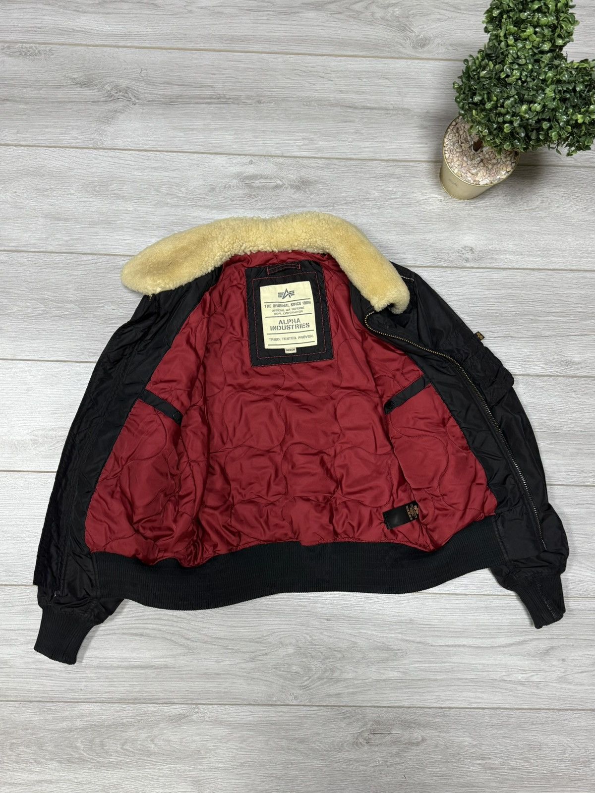 Alpha Industries Alpha Industries fur bomber zip jacket Size US M / EU 48-50 / 2 - 9 Thumbnail