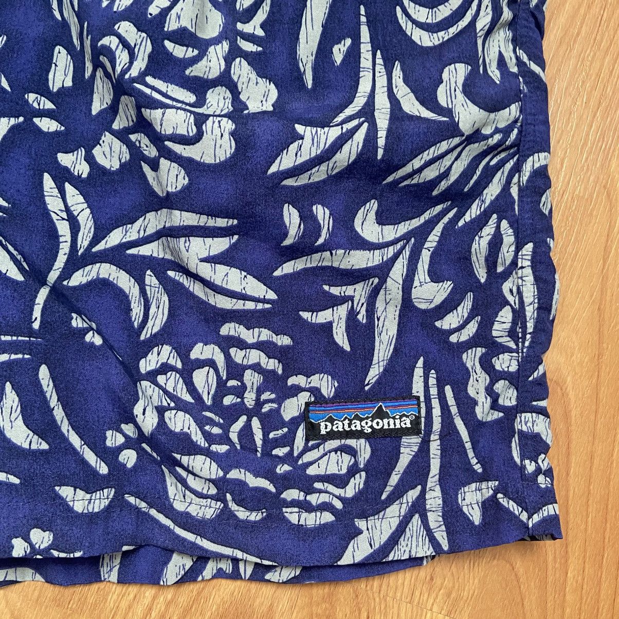 Patagonia Patagonia Men’s Floral Allover Print Shorts Size Med/ Large Size US 34 / EU 50 - 8 Thumbnail