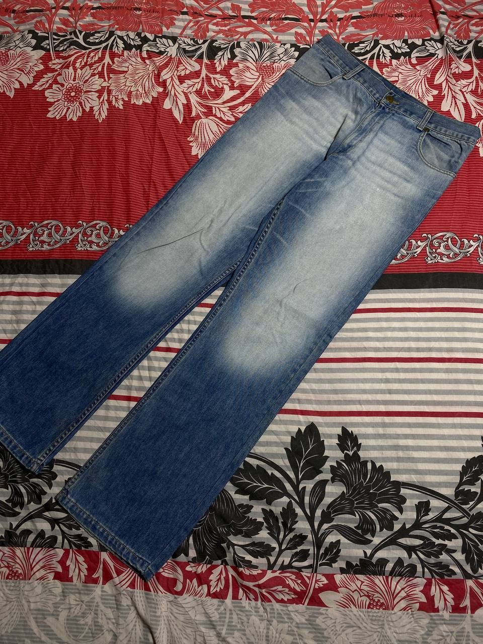 Japanese Brand Crazy Crash Dirty Baggy Faded Jean Japan Avant Garde Style Size US 32 / EU 48 - 10 Thumbnail