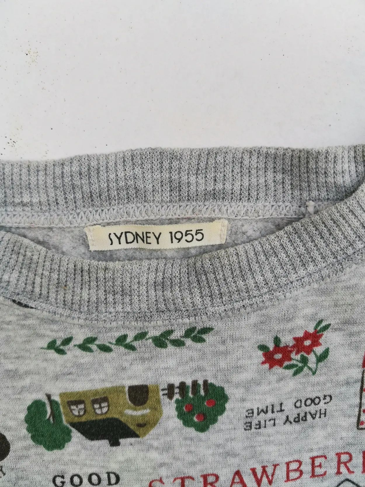 Designer Rare!!! Art Design Over Print Sweatshirts Size US XL / EU 56 / 4 - 4 Thumbnail