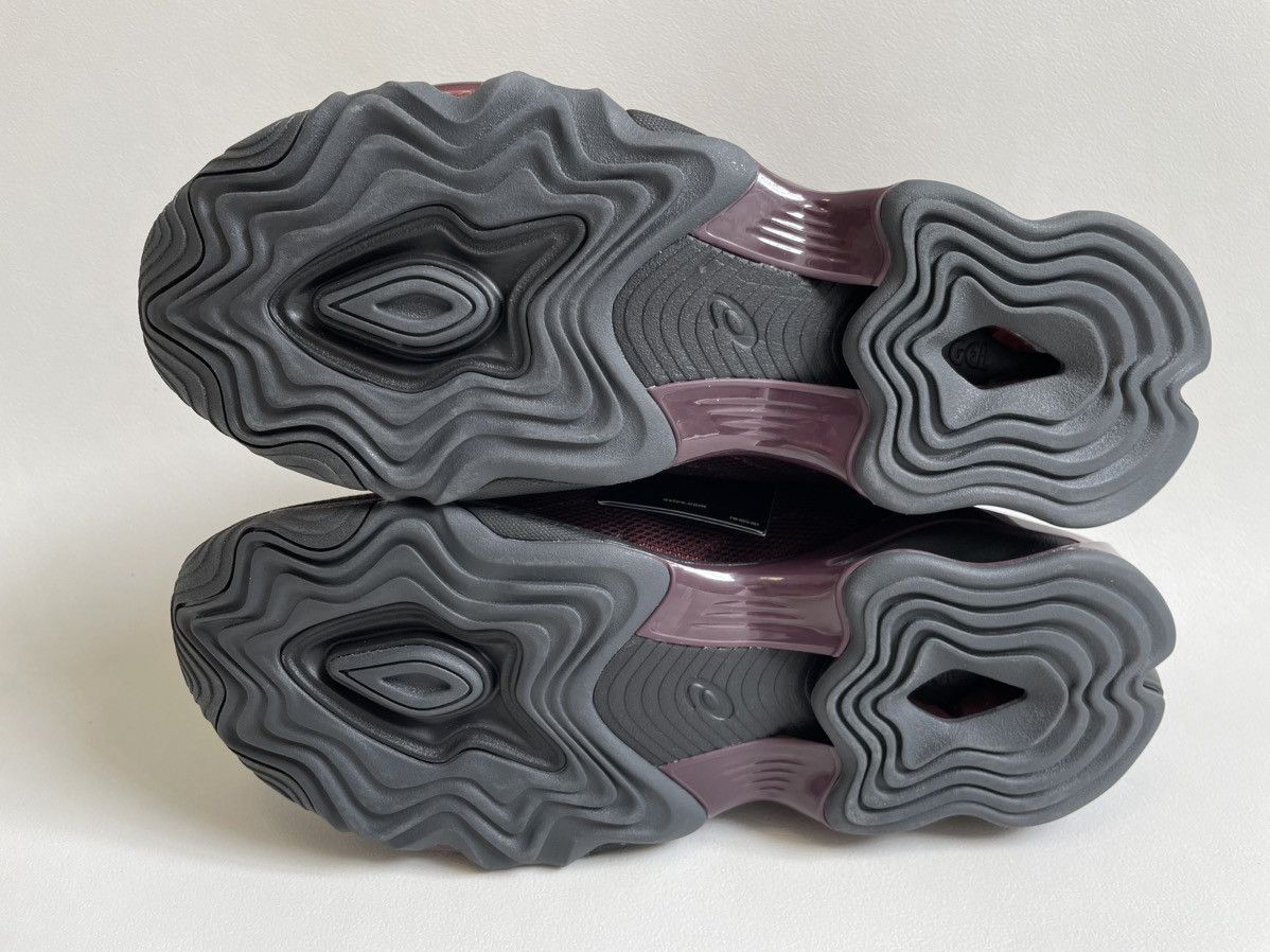 Asics × Kiko Kostadinov Obsidian Black/Dahlia Novalis Gel-Teremoa Size US 10.5 / EU 43-44 - 16 Thumbnail