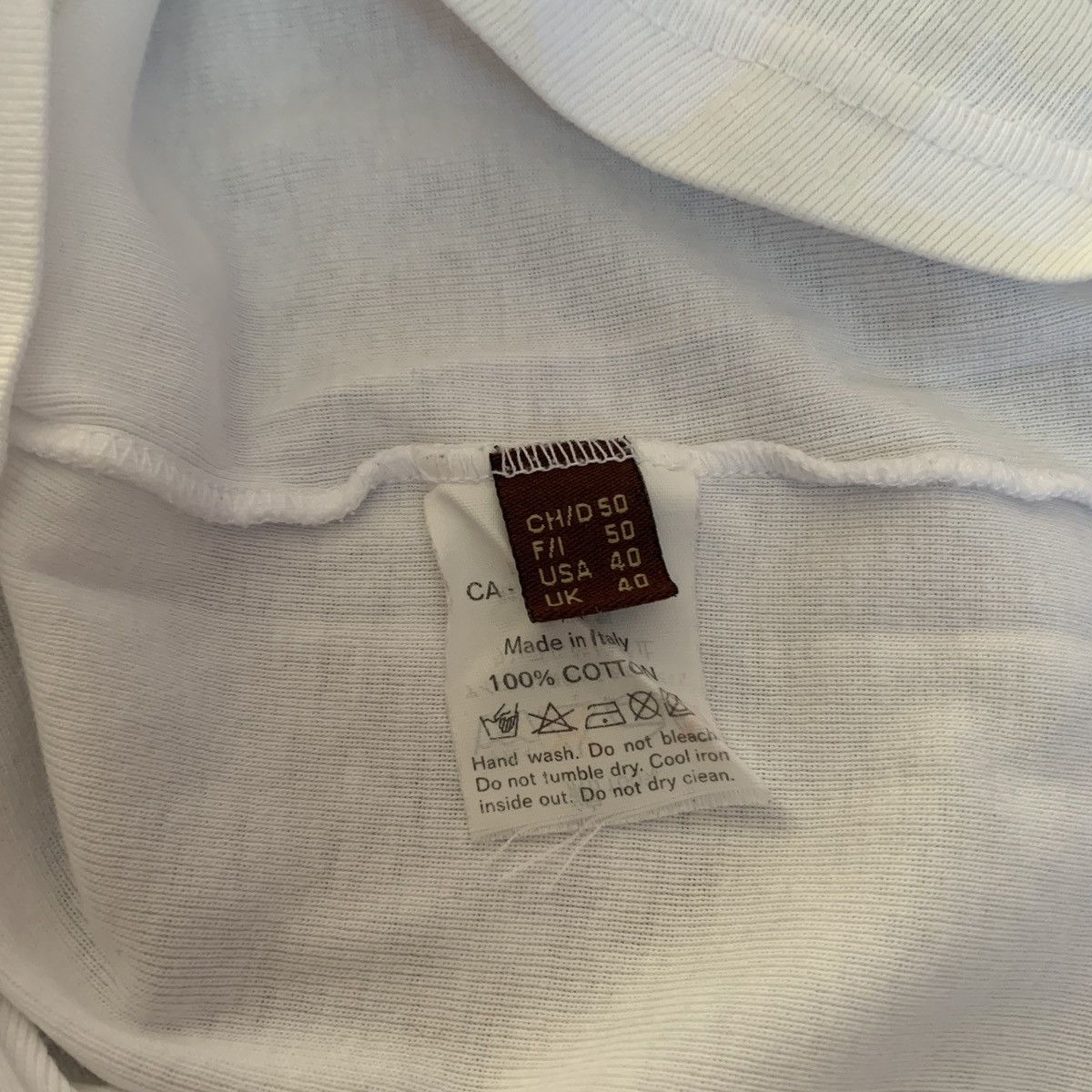Bally Bally t-shirt tee v-neck Size US M / EU 48-50 / 2 - 5 Thumbnail