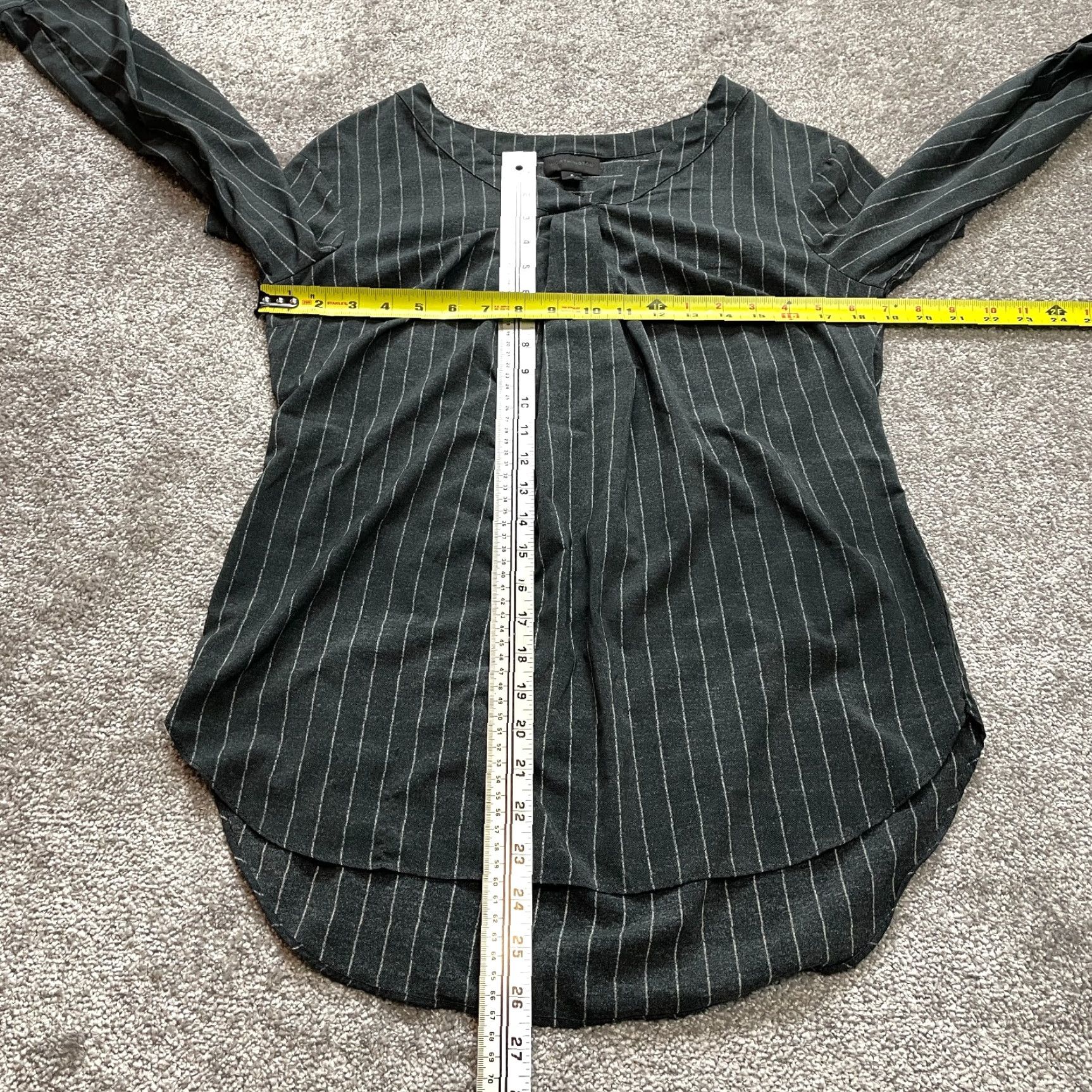 Worthington Worthington Blouse Shirt Womens S Dark Gray Striped Long Sleeve Polyester V-Neck Pullover Size S / US 4 / IT 40 - 5 Thumbnail