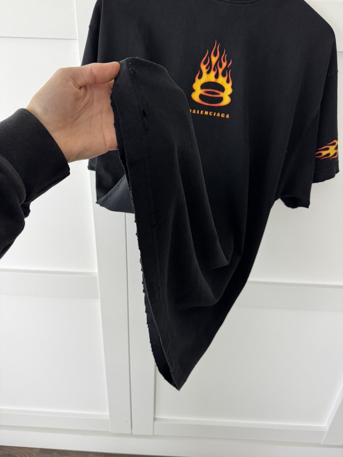 Balenciaga Balenciaga Burning Unity Distressed Tee Size US S / EU 44-46 / 1 - 7 Thumbnail