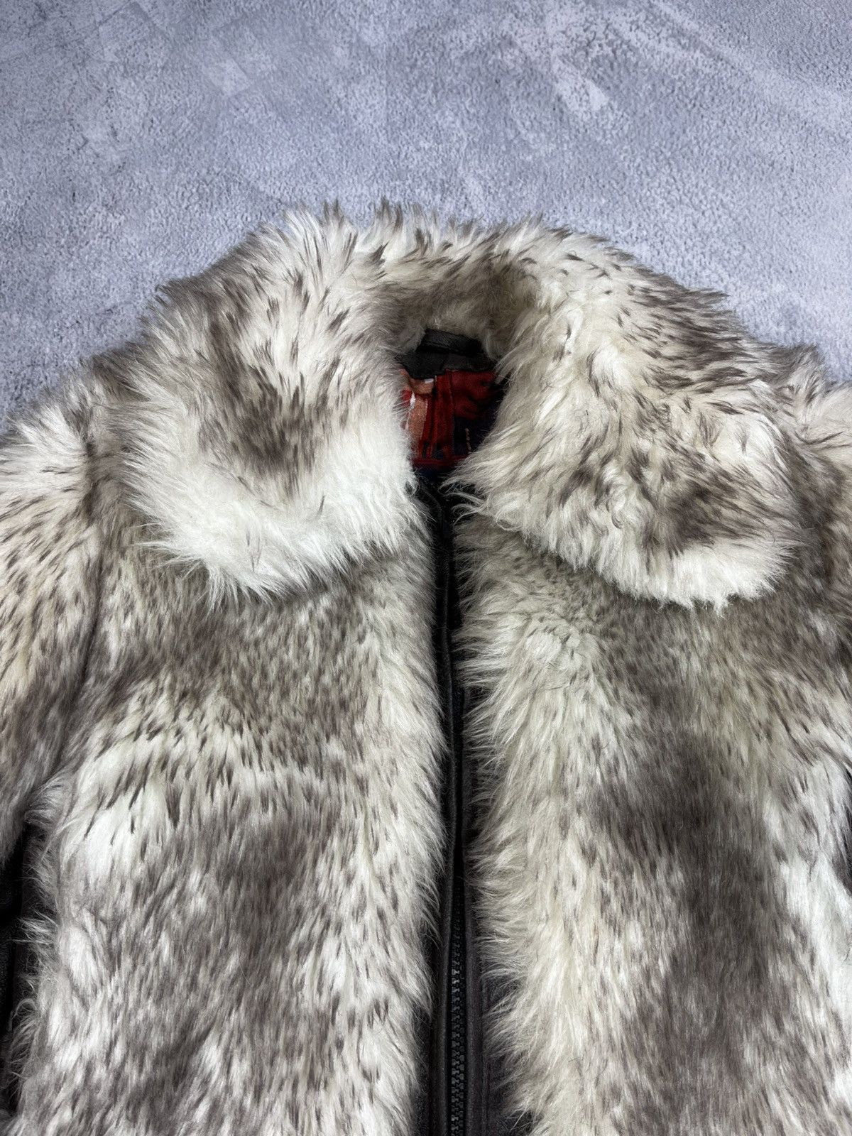 Japanese Brand × Vintage Vintage Y2K Fur faux leather jacket bomber 00s style S Size S / US 4 / IT 40 - 4 Thumbnail