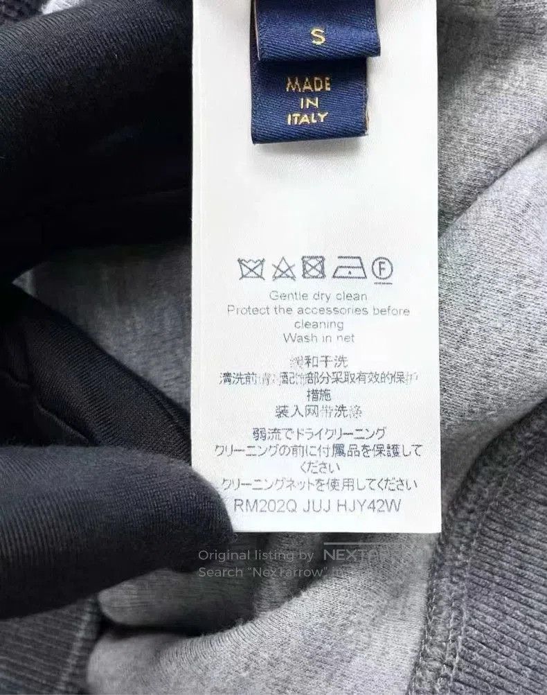 Louis Vuitton Louis Vuitton Grey Logo Zip Hoodie. Size US S / EU 44-46 / 1 - 4 Thumbnail