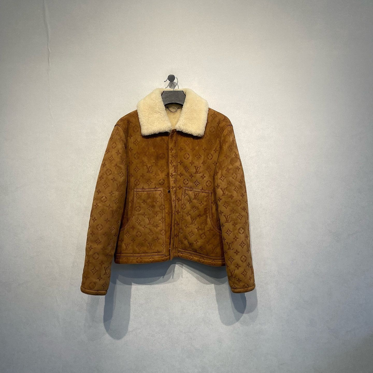 Louis Vuitton Louis Vuitton Monogram Suede Shearling Jacket Size 48 Size US M / EU 48-50 / 2 - 1 Thumbnail