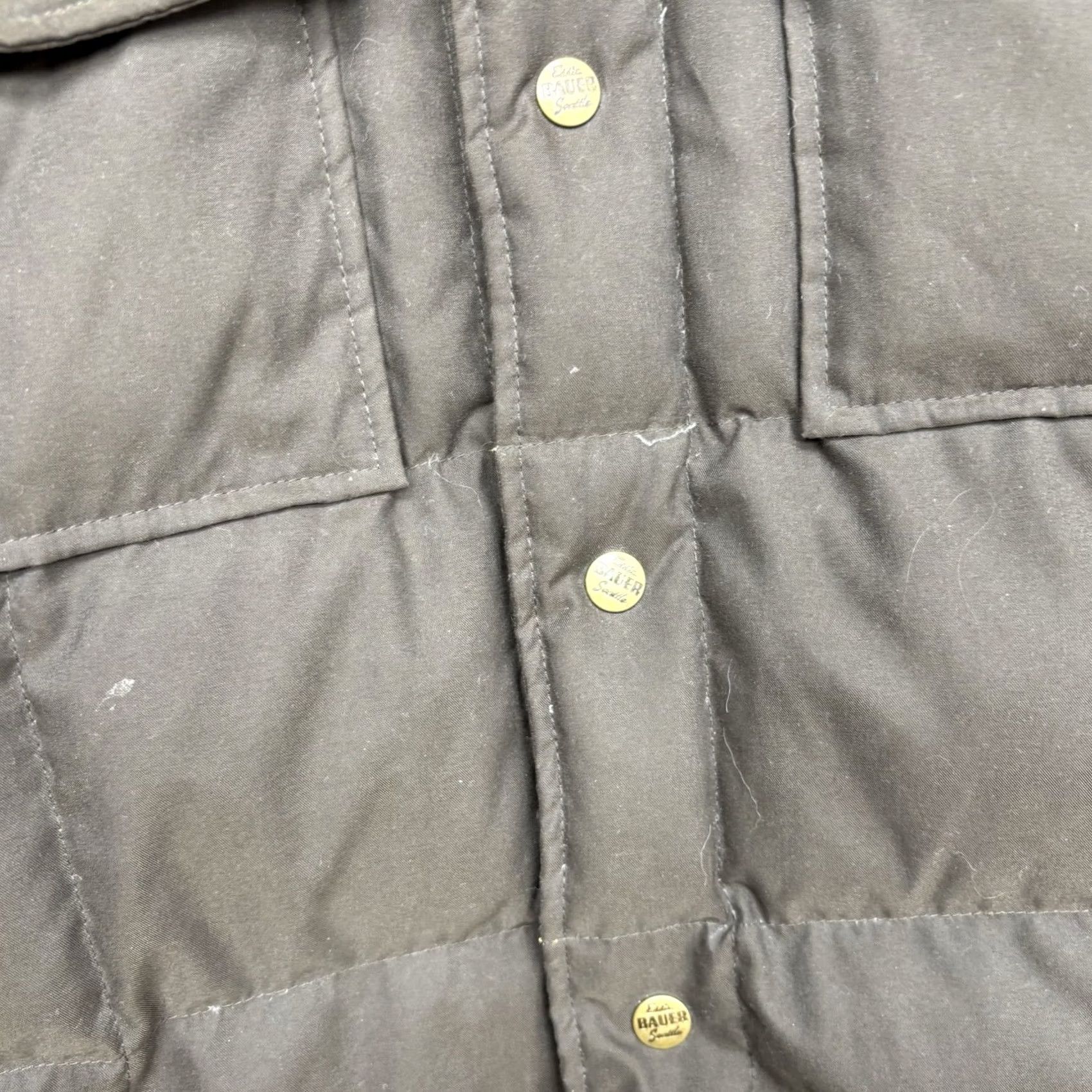 Eddie Bauer Eddie Bauer Down Jacket Womens Small Quilted Puffer Goose Down Snap Close Olive Green Brown Quilted Bodywarmer Womens Regular Jacket Size S / US 4 / IT 40 - 3 Thumbnail