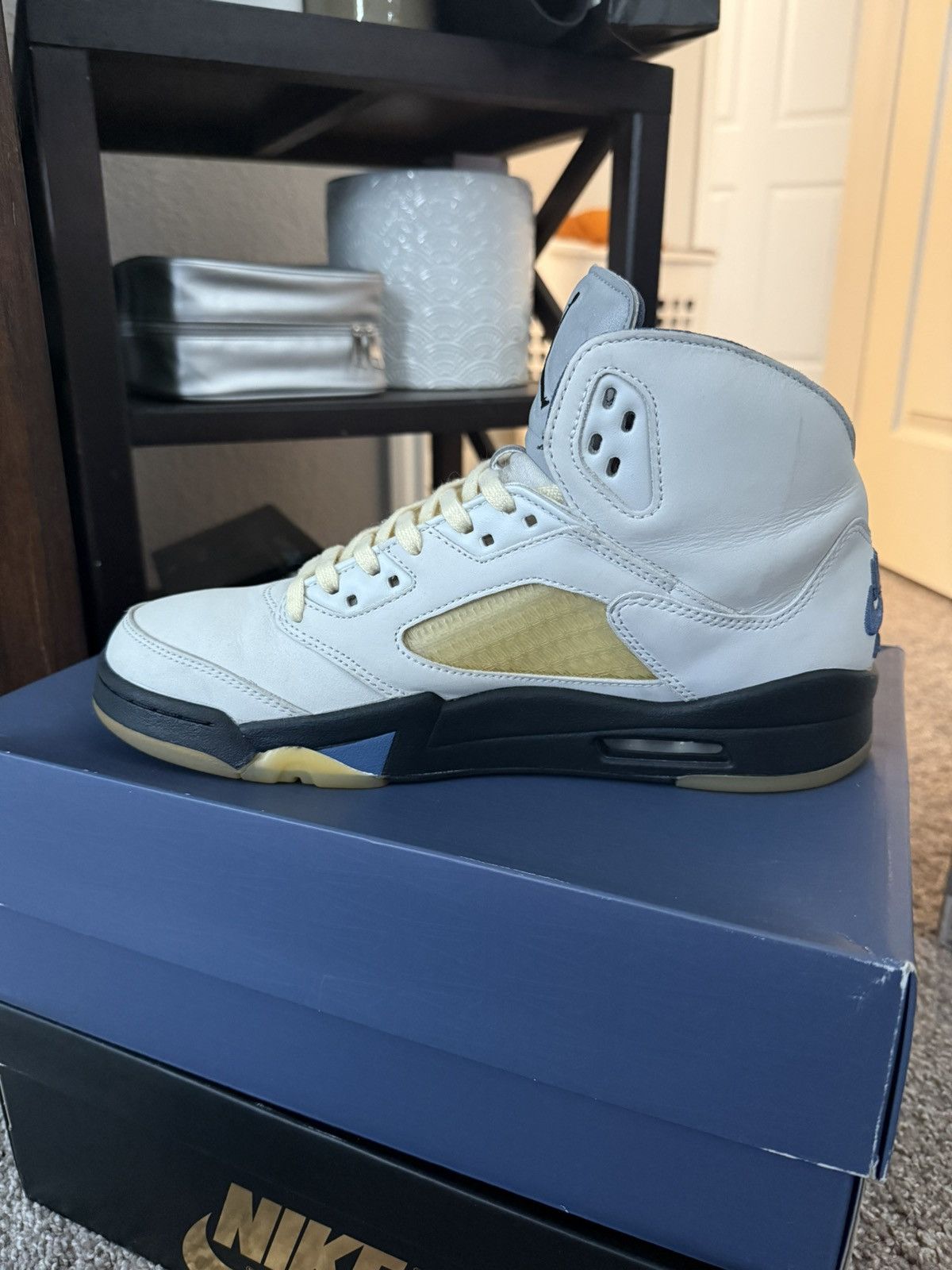 Jordan Brand A Ma Maniere 5s Size US 11.5 / IT 41.5 - 3 Thumbnail