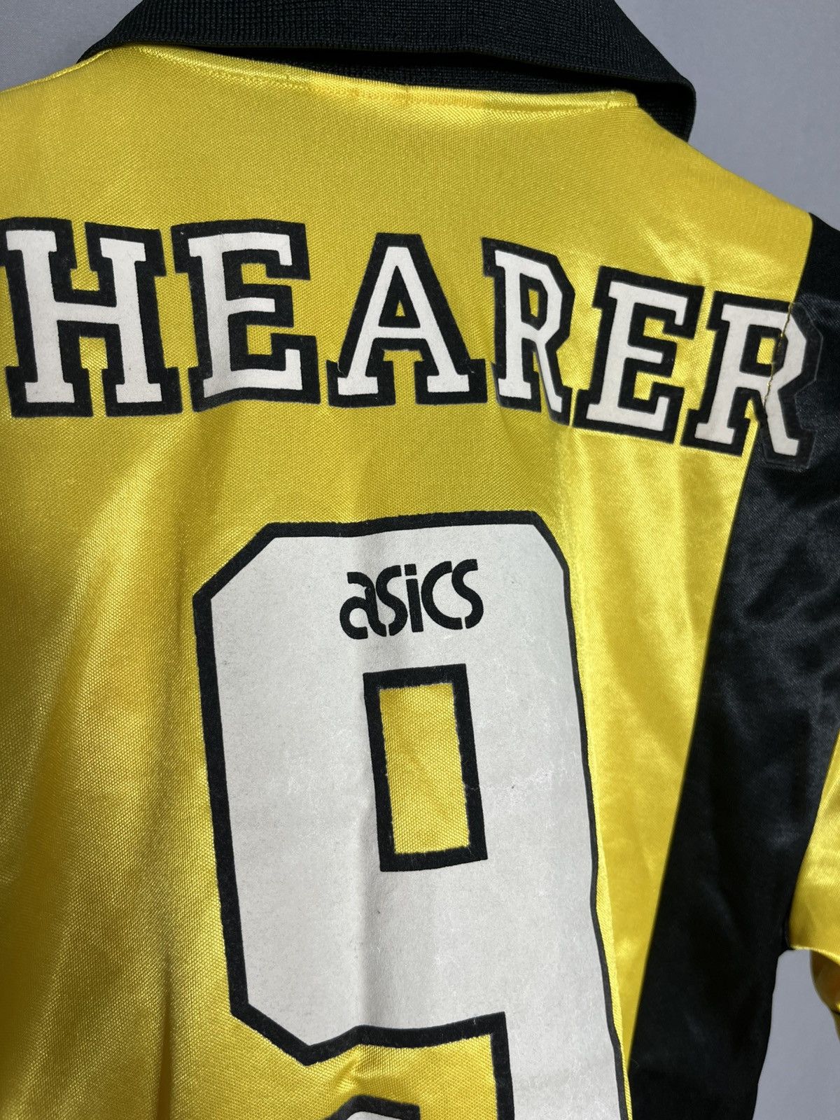 Asics 1993 1995 Blackburn Rovers Third Shirt Alan Shearer #9 Size US S / EU 44-46 / 1 - 5 Thumbnail