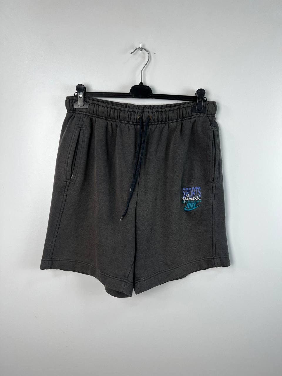 Nike 90s Fitness Sports Company Shorts size XL/36