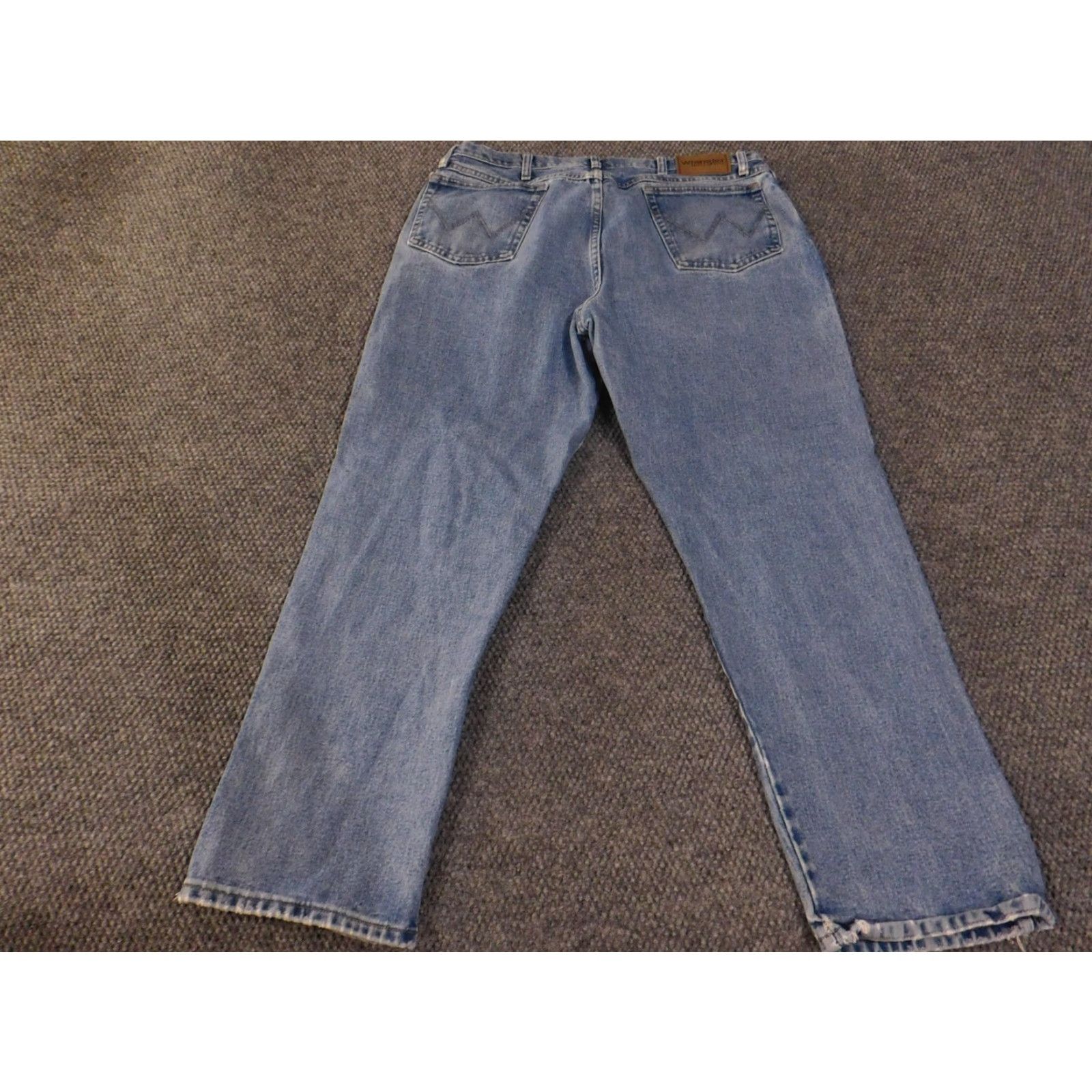 Wrangler Wrangler Jeans Mens 38x30 Blue Denim Straight Leg Classic Fit Jeans Wrangler Rugged Wear Denim Straight Central W Pocket Jeans Mens 38x30 Blue Denim Size US 38 / EU 54 - 7 Thumbnail