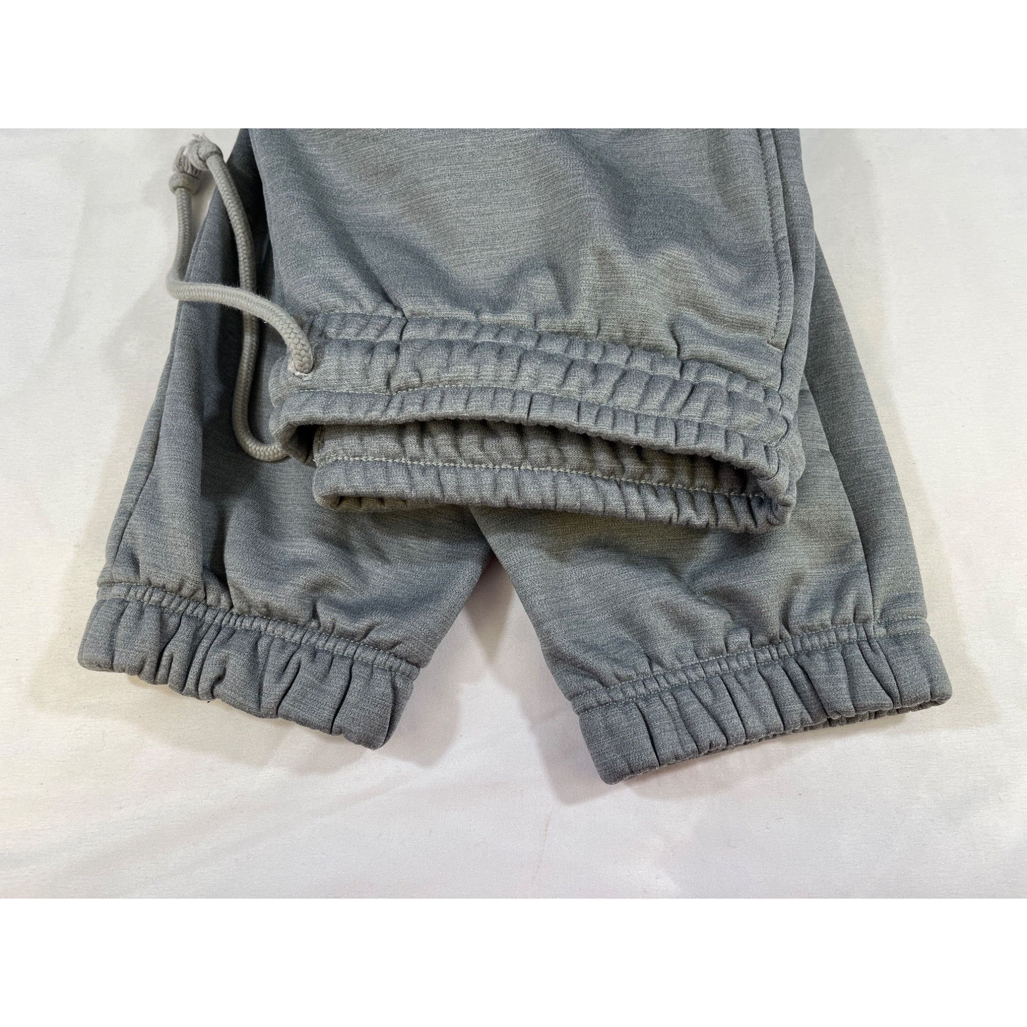 Nike Nike Therma-Fit Women's Grey Sweatpants/Joggers Size S SKU 5 Size 27" / US 4 / IT 40 - 4 Thumbnail