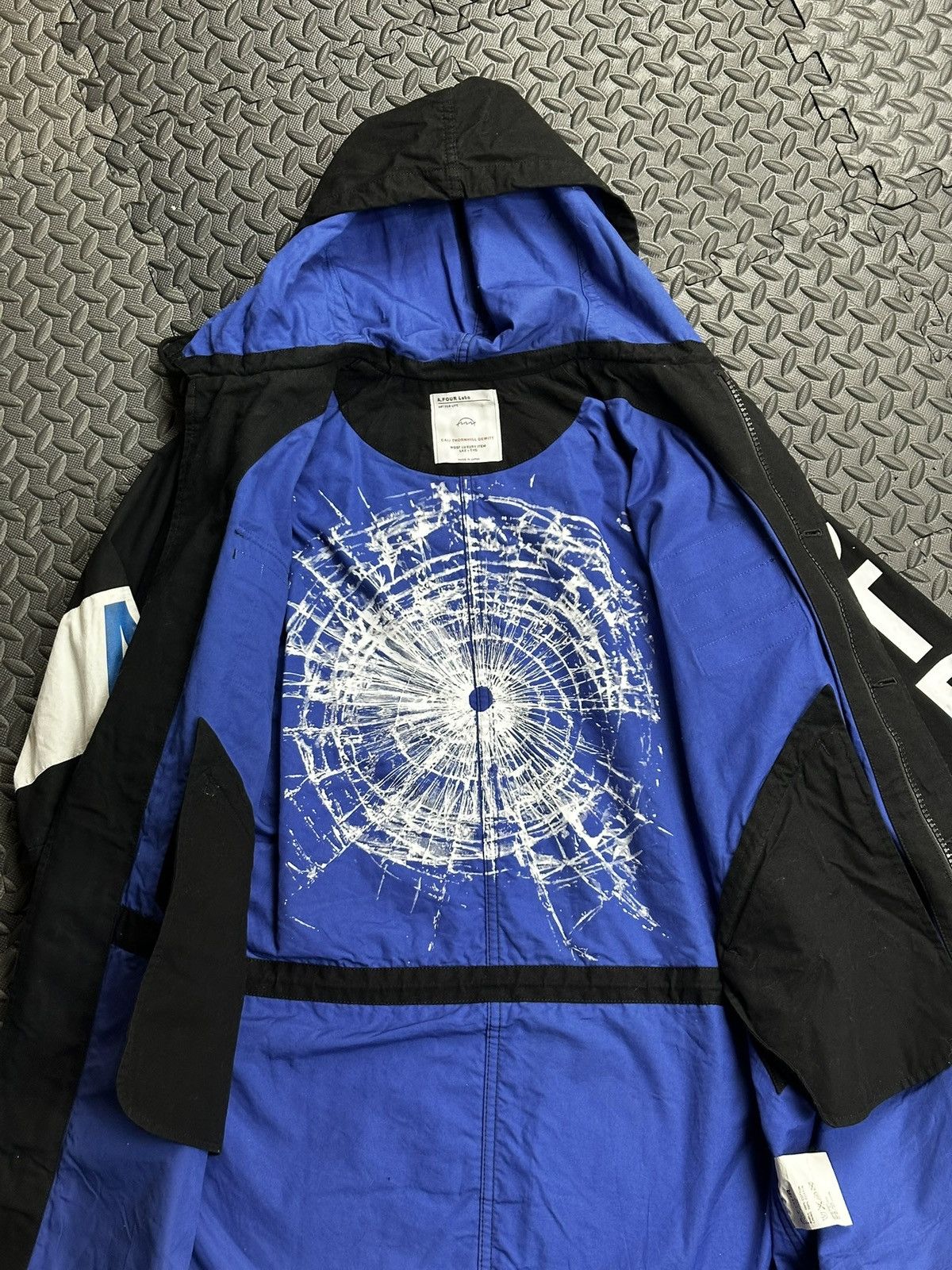 Kazuki Kuraishi Kazuki Kuraishi x Cali Thornhill Dewitt coat “found dead” Size US S / EU 44-46 / 1 - 4 Thumbnail
