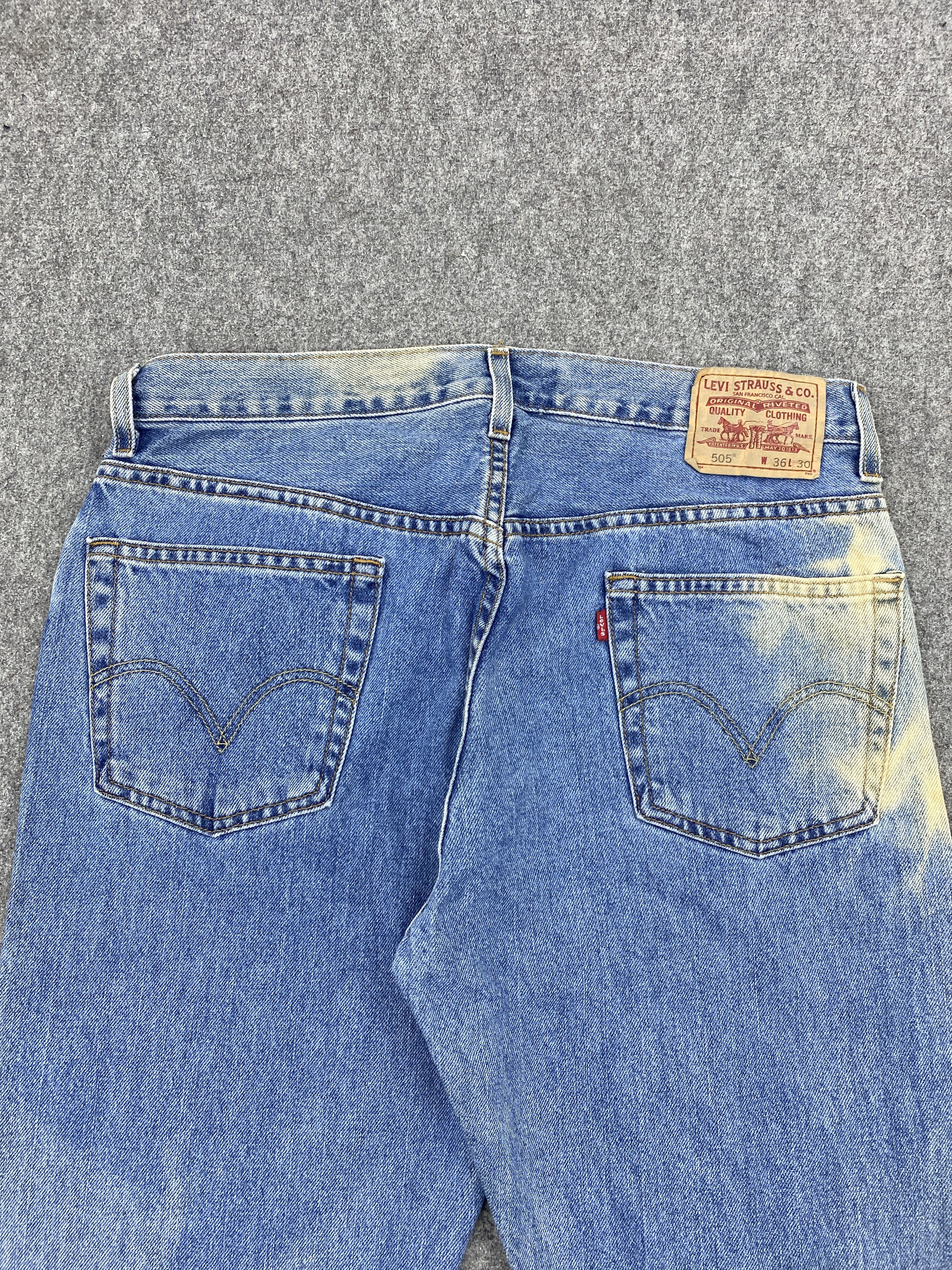 Levi's Vintage Levis 505 Bleach Faded Blue Denim DP2624 Size US 33 - 4 Thumbnail
