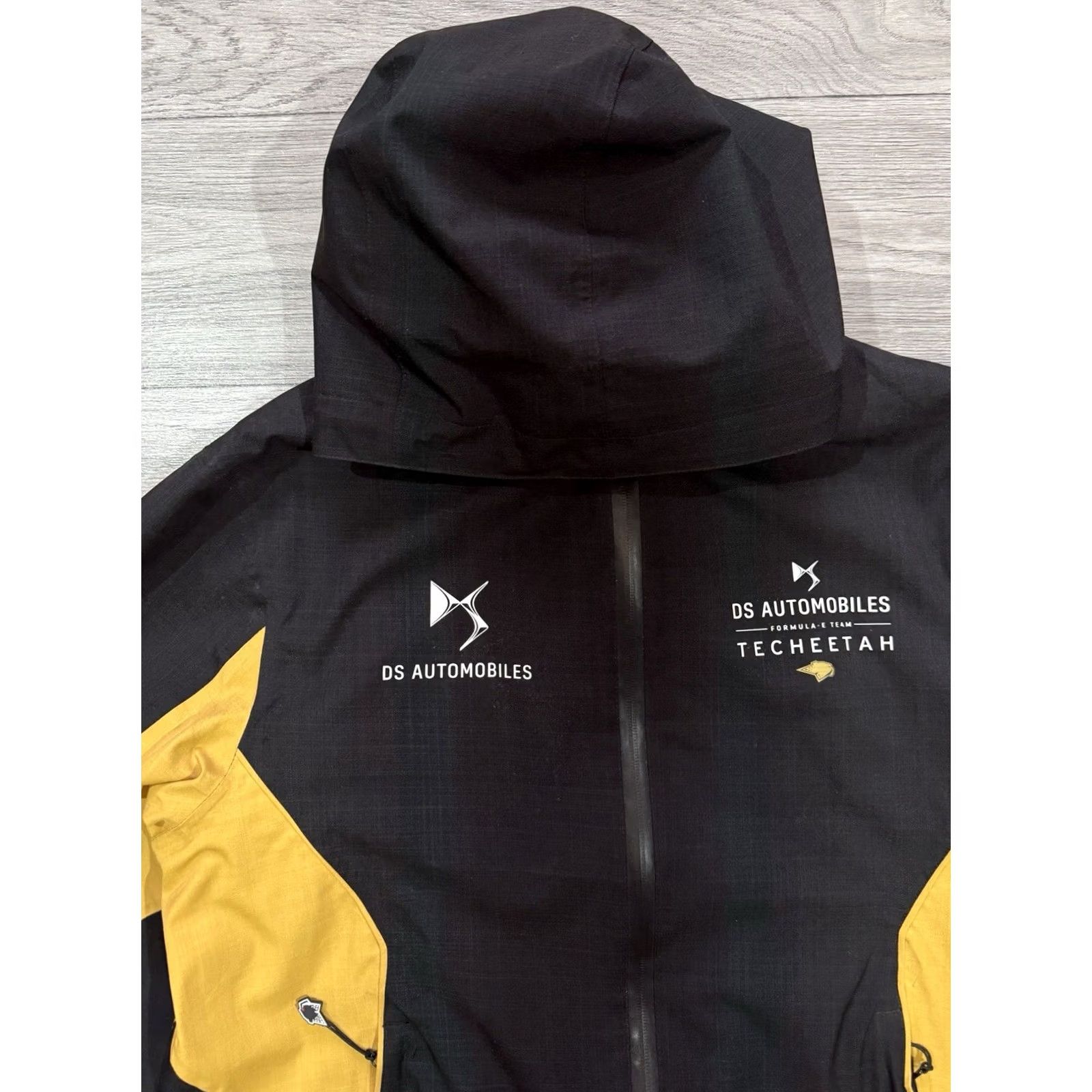 Vintage DS AUTOMOBILES TECHEETAH FORMUMA E RACING Jacket M Windbreaker Black Men's Full Zip Size US M / EU 48-50 / 2 - 6 Thumbnail