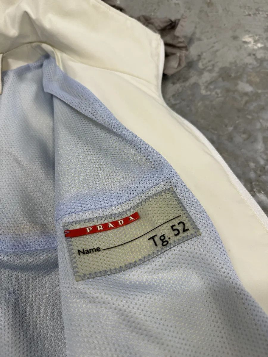 Roberto Cavalli SS2000 Prada White Sport Convertible Jacket/Bag Size US L / EU 52-54 / 3 - 12 Thumbnail