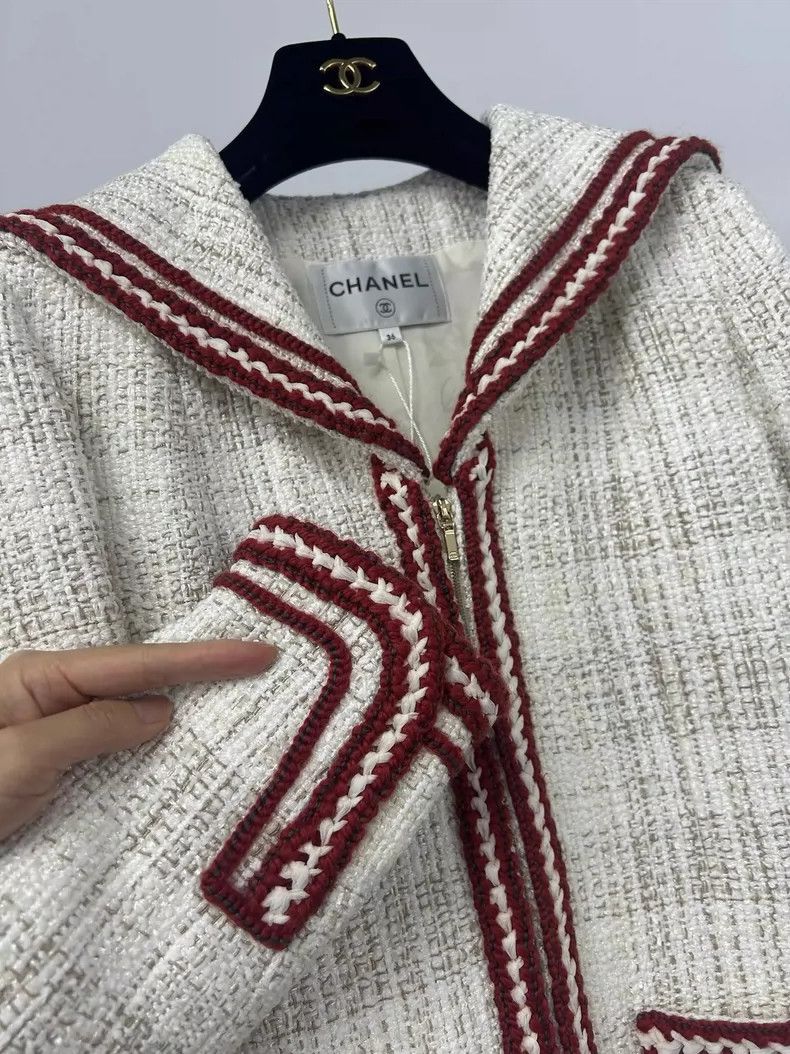 Chanel Chanel Cruise series navy collar red rolled-edged jacket Size XS / US 0-2 / IT 36-38 - 3 Thumbnail